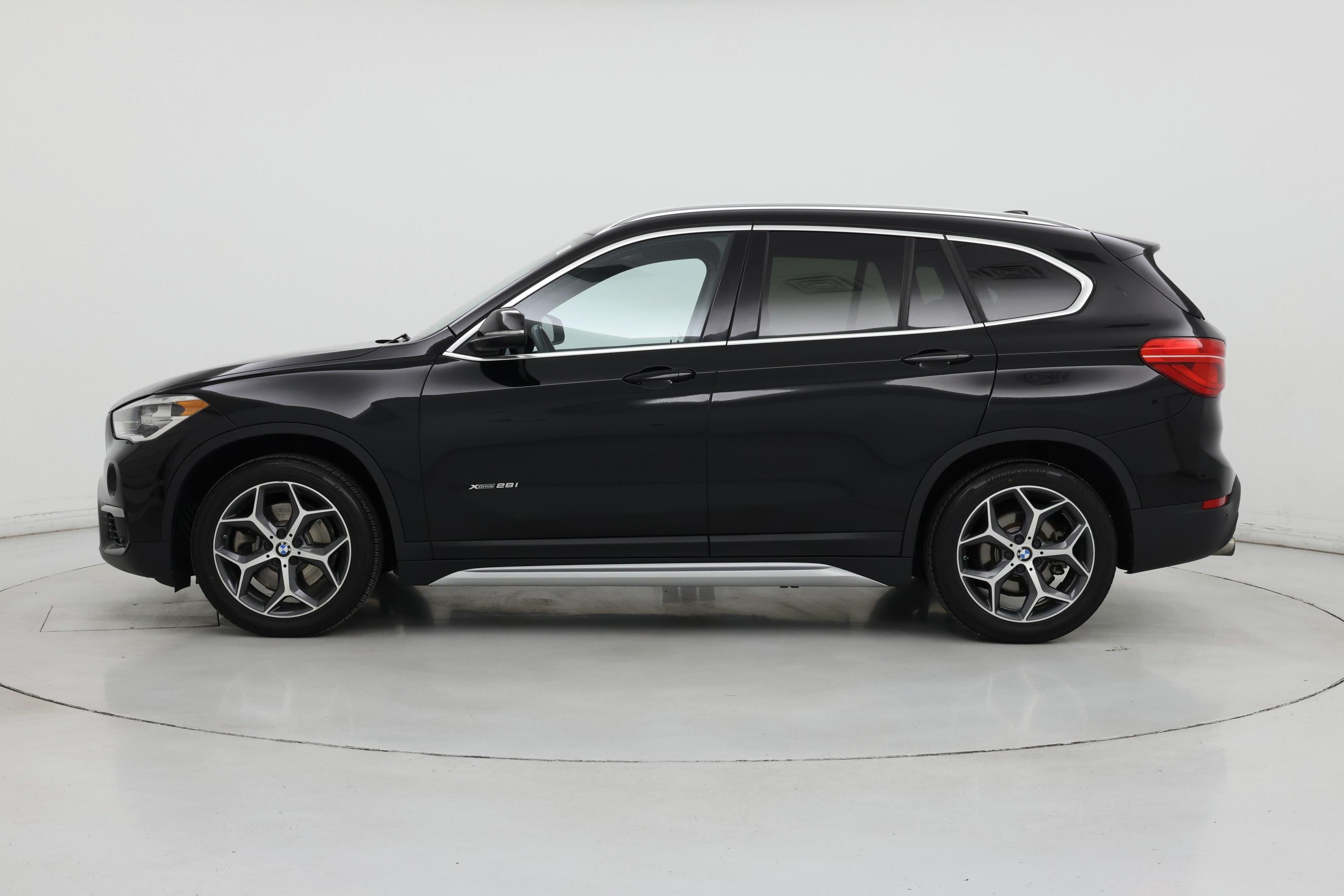 Thumbnail: 2017 BMW X1 - 3