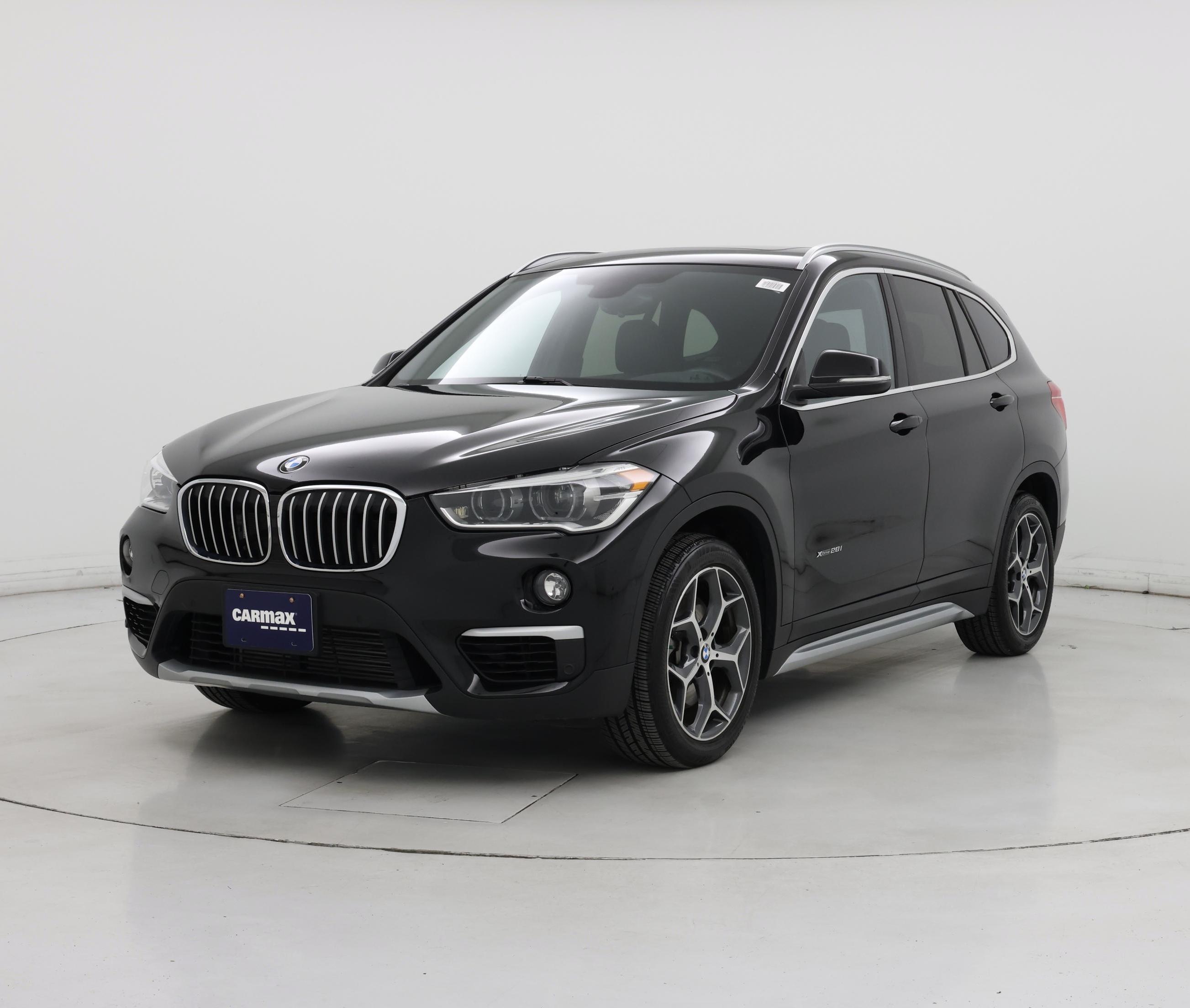 Thumbnail: 2017 BMW X1 - 4