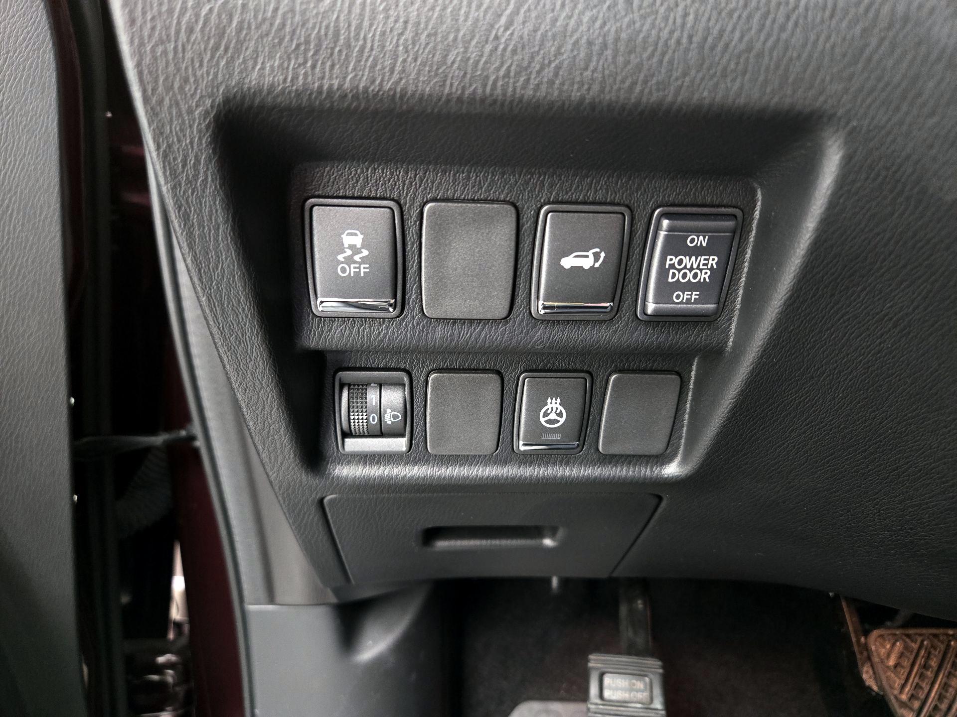 Thumbnail: 2015 INFINITI QX60 - 13