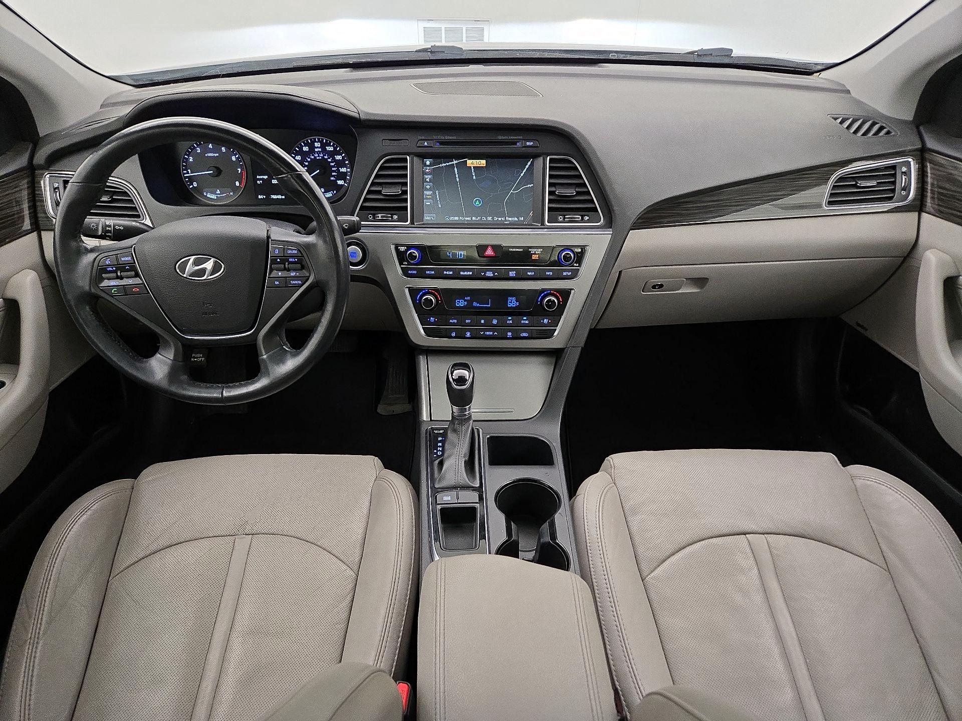 Thumbnail: 2015 Hyundai Sonata - 9