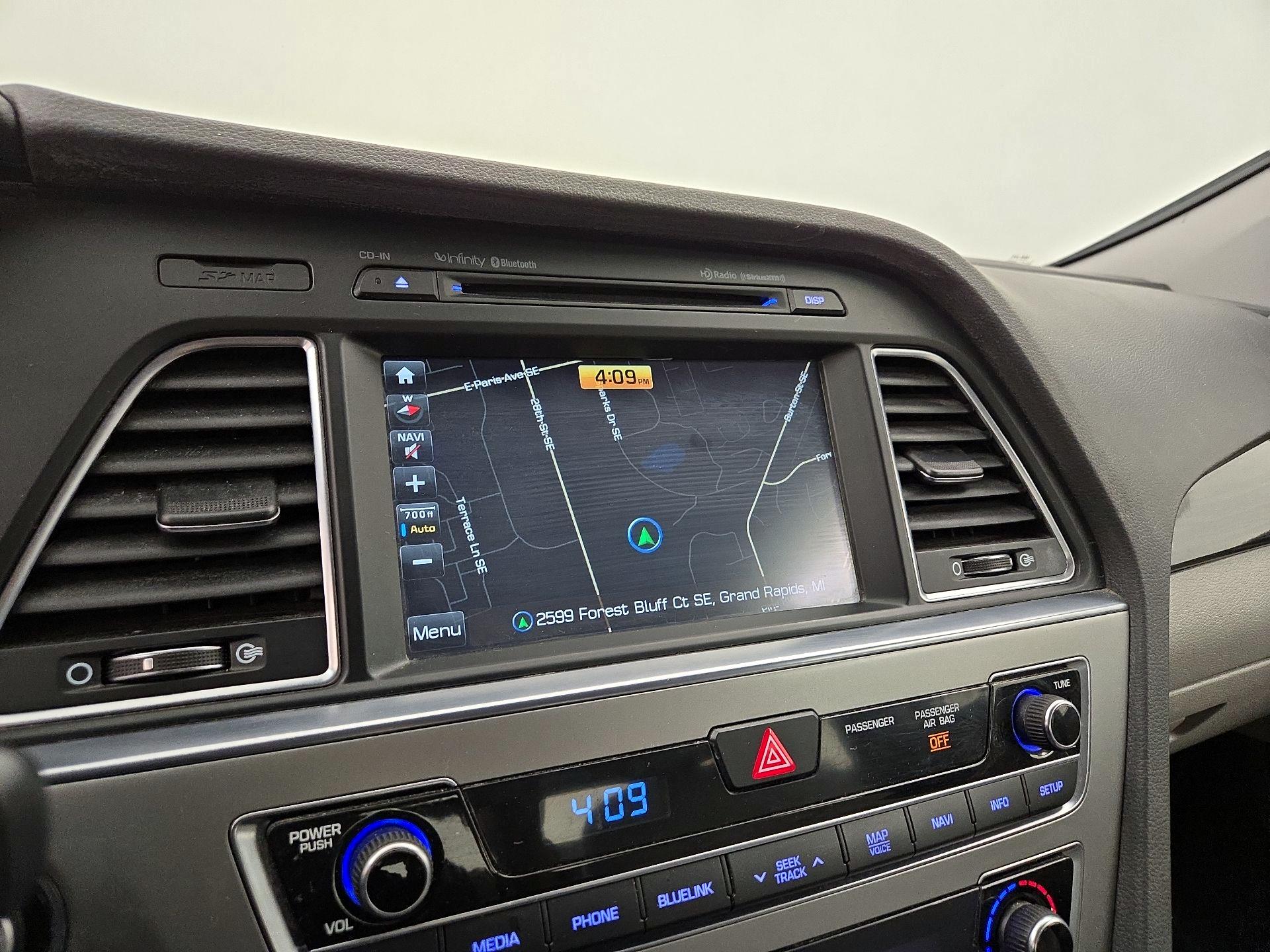 Thumbnail: 2015 Hyundai Sonata - 14