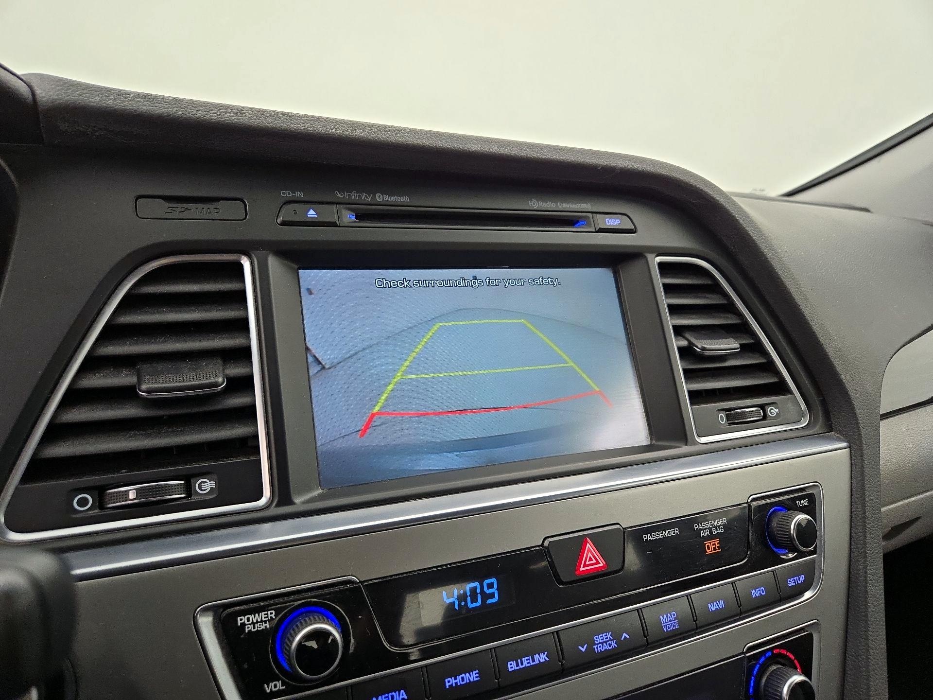 Thumbnail: 2015 Hyundai Sonata - 15