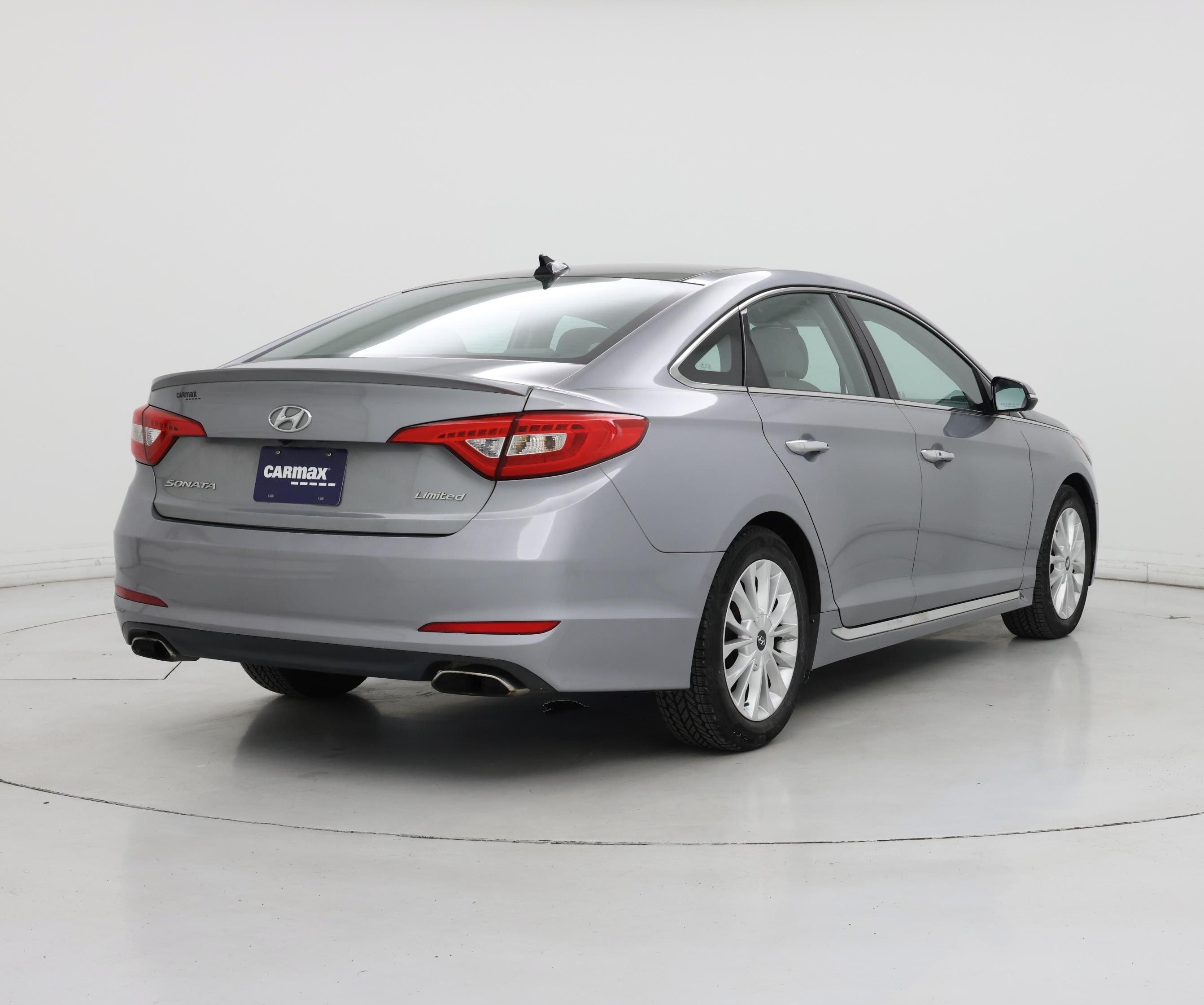 Thumbnail: 2015 Hyundai Sonata - 8