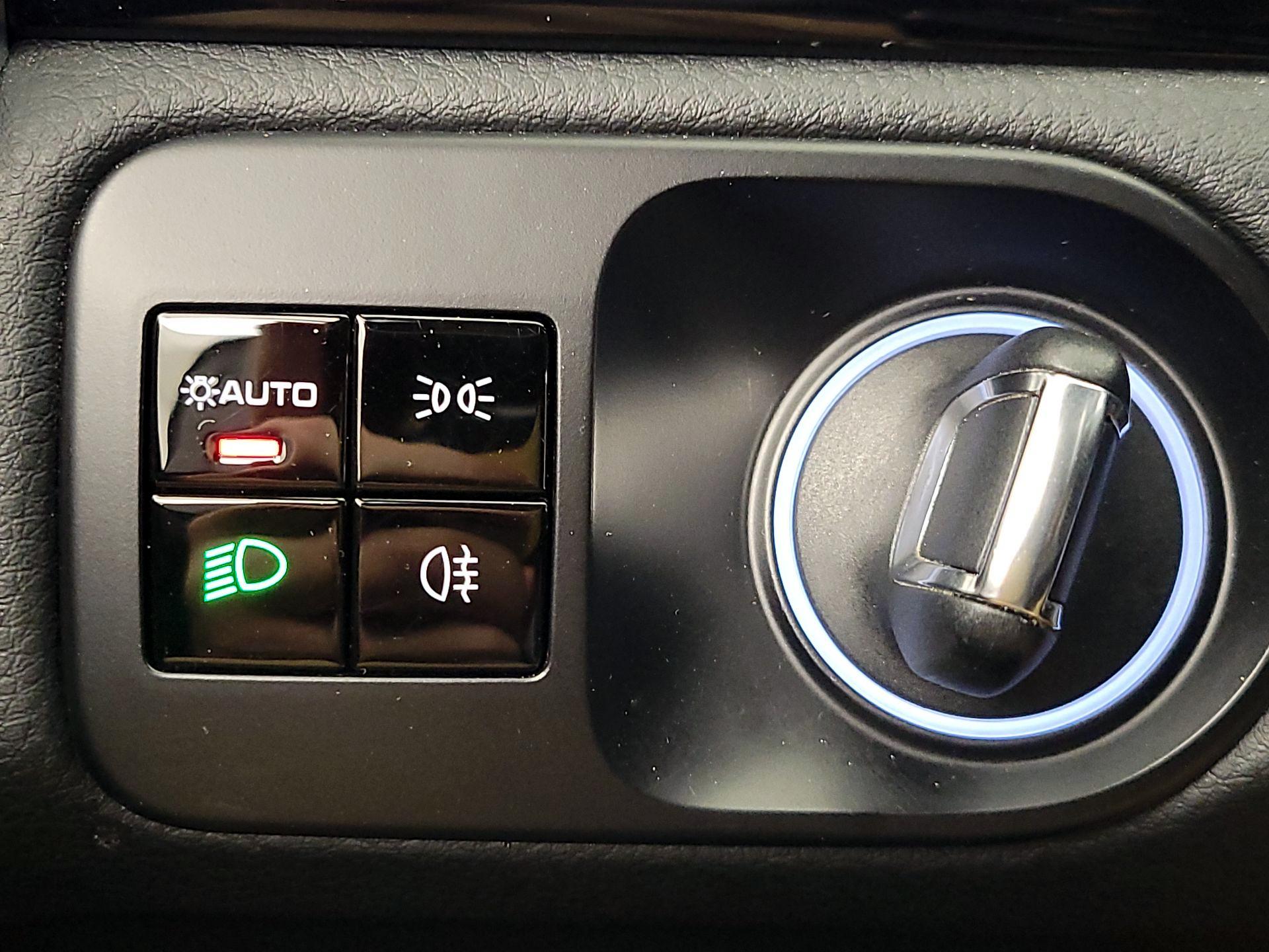 Thumbnail: 2019 Porsche Cayenne - 13