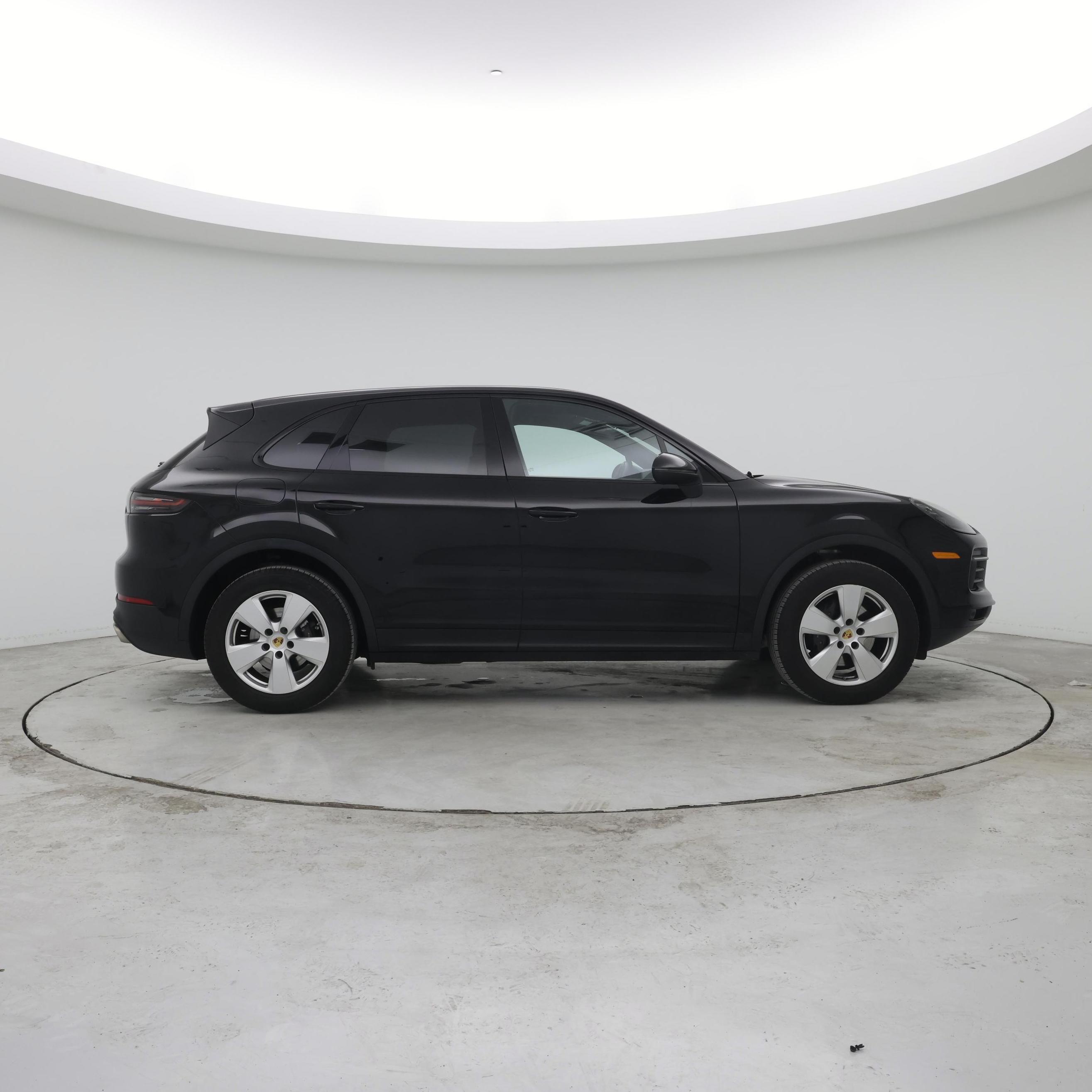 Thumbnail: 2019 Porsche Cayenne - 7