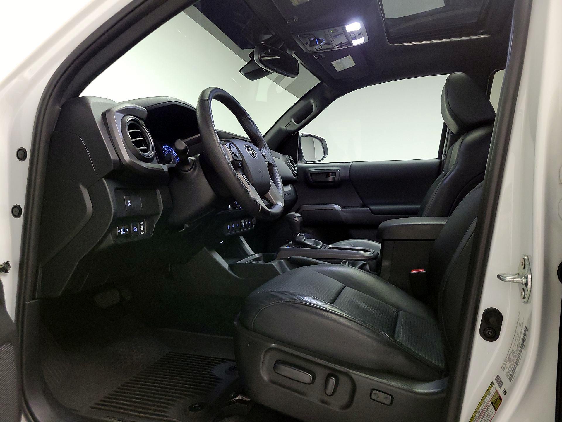 Thumbnail: 2023 Toyota Tacoma - 11