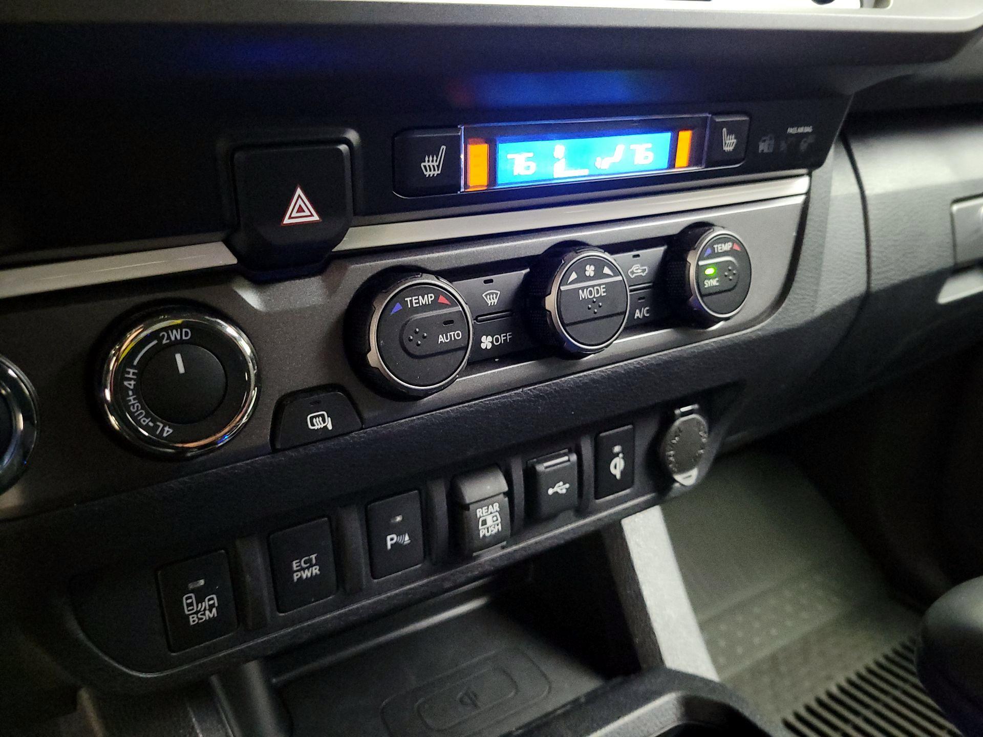 Thumbnail: 2023 Toyota Tacoma - 16