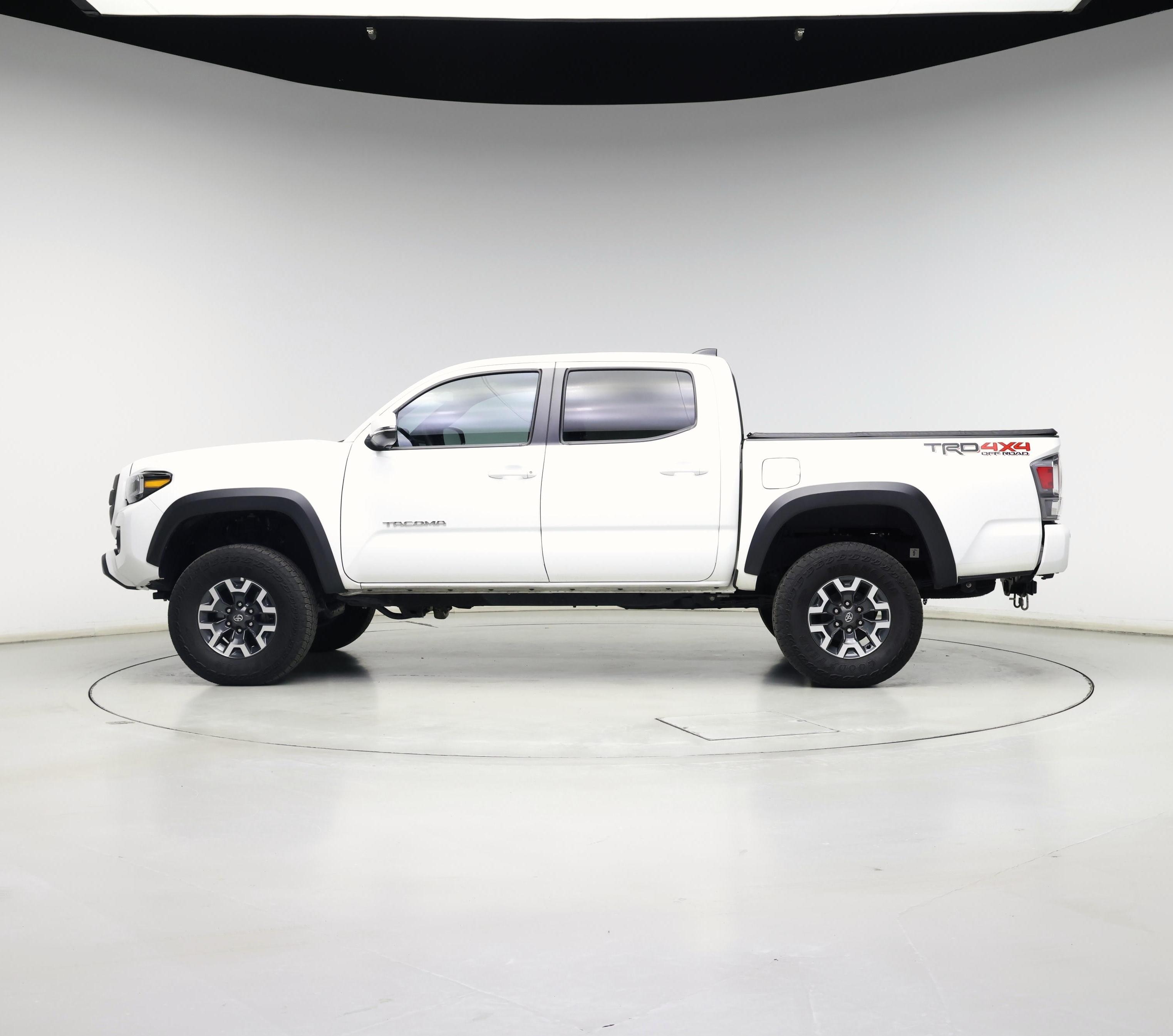 Thumbnail: 2023 Toyota Tacoma - 3