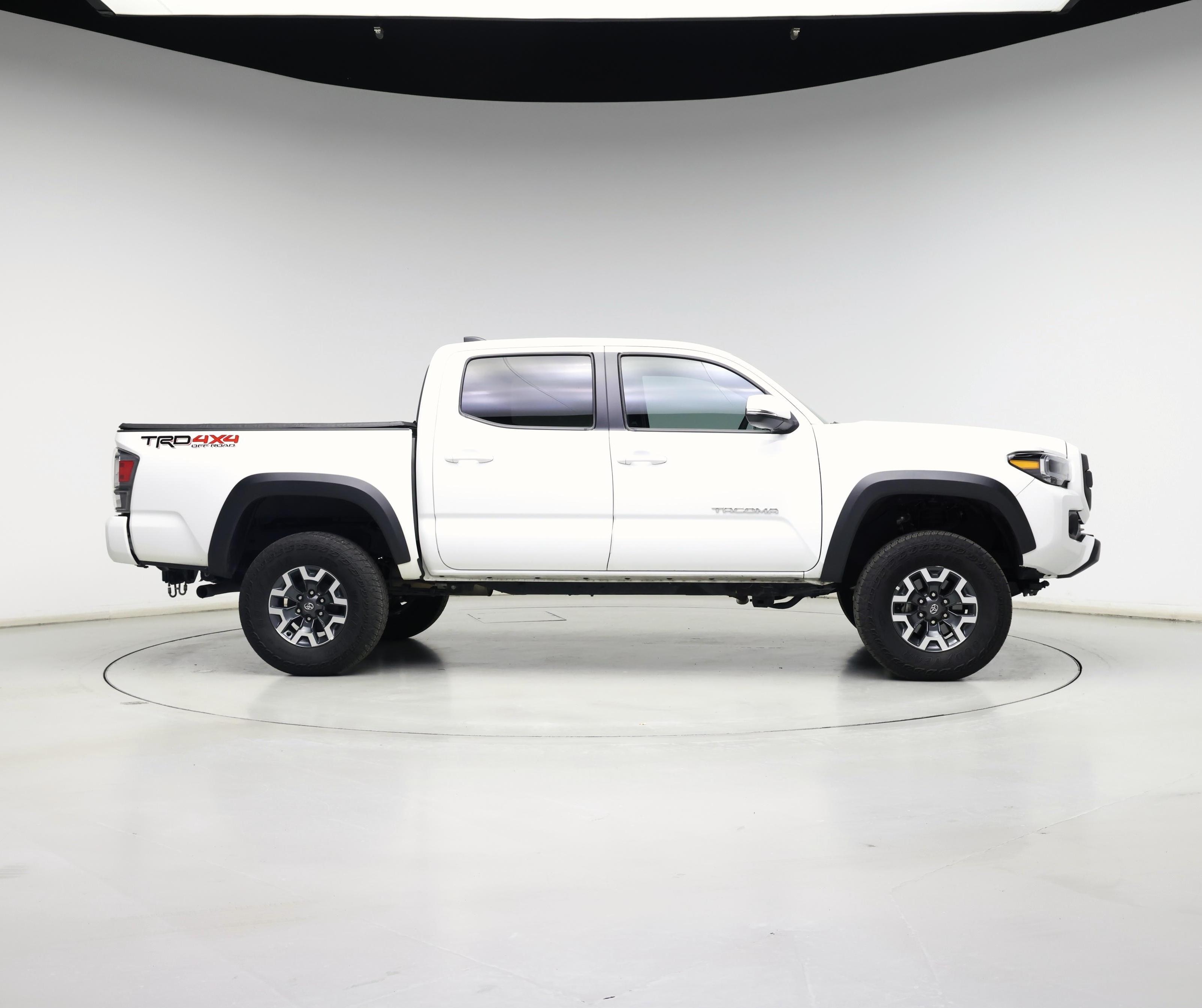 Thumbnail: 2023 Toyota Tacoma - 7