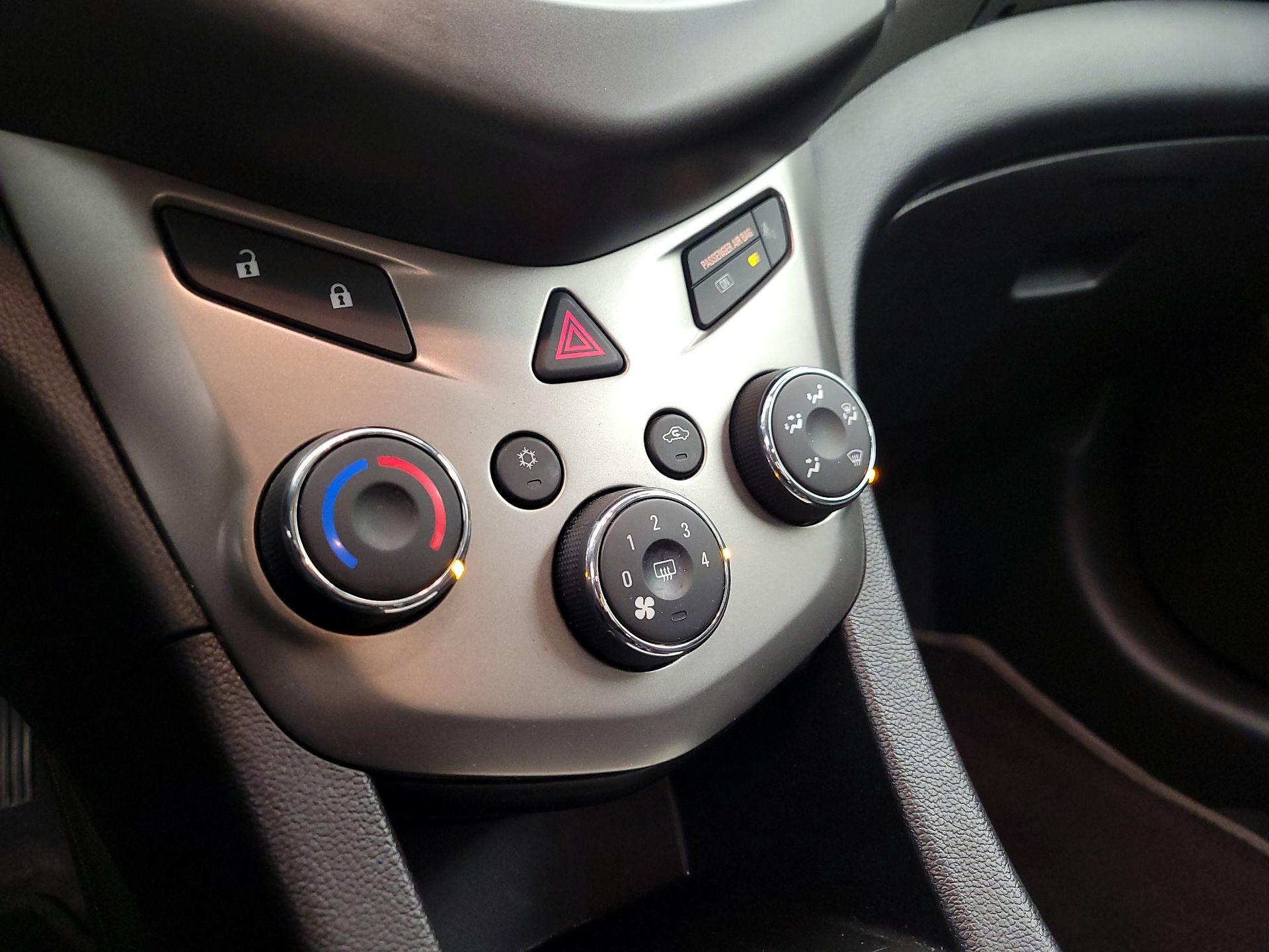 Thumbnail: 2015 Chevrolet Sonic - 15