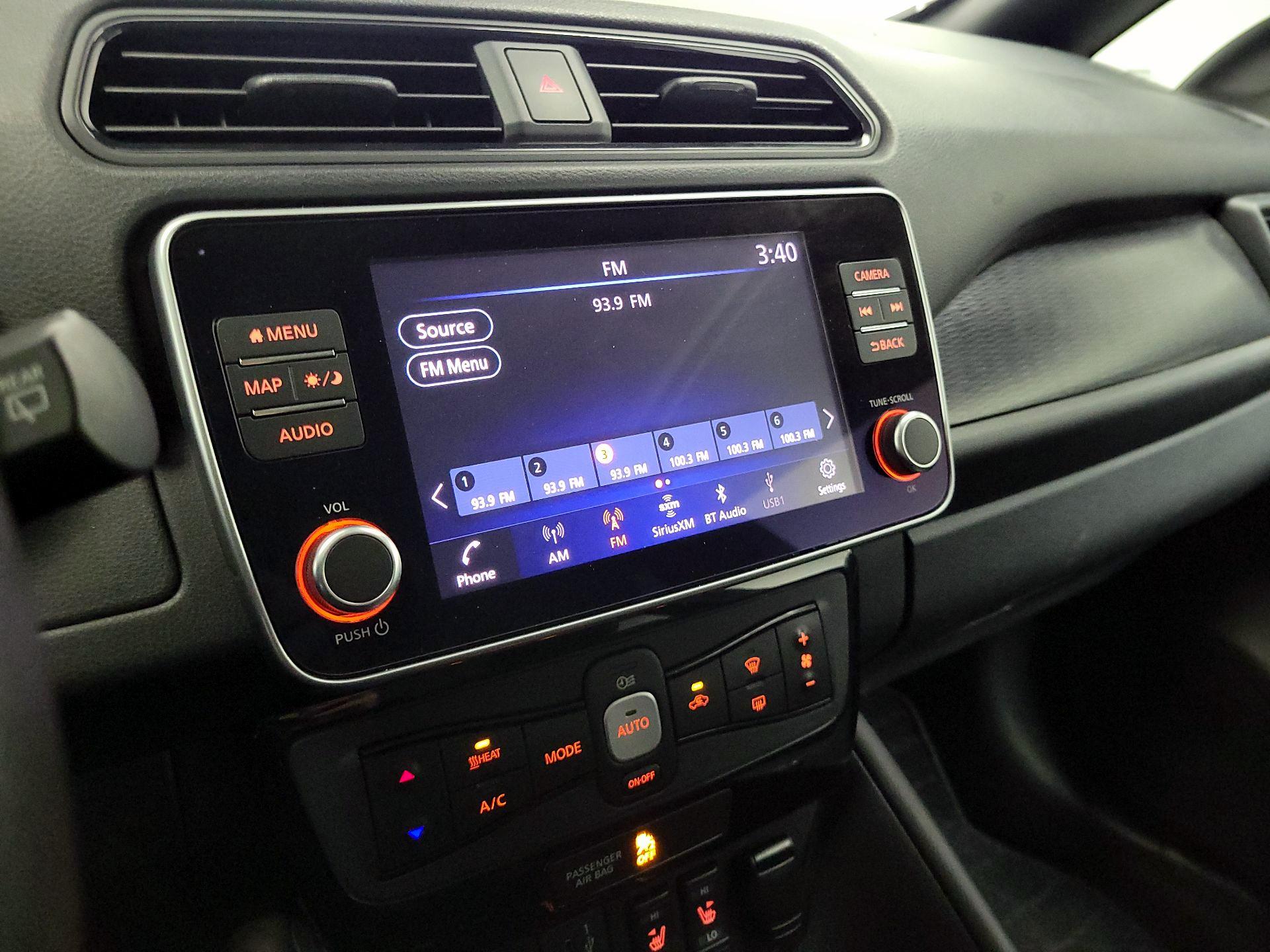 Thumbnail: 2022 Nissan Leaf - 16