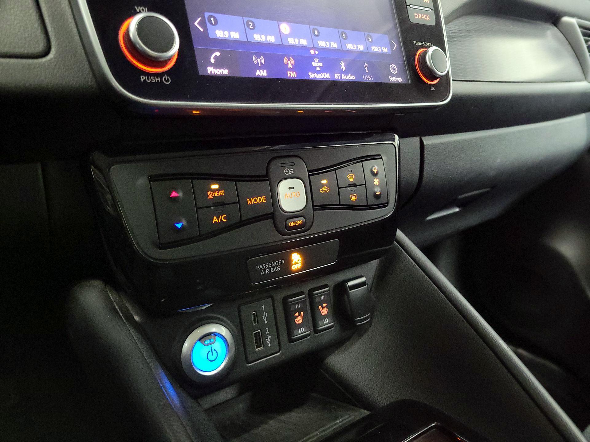 Thumbnail: 2022 Nissan Leaf - 17