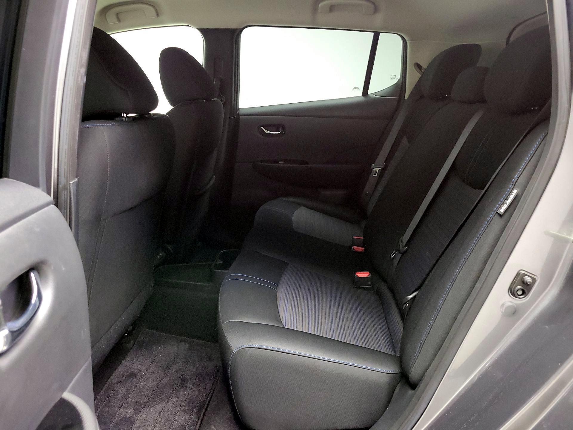 Thumbnail: 2022 Nissan Leaf - 20