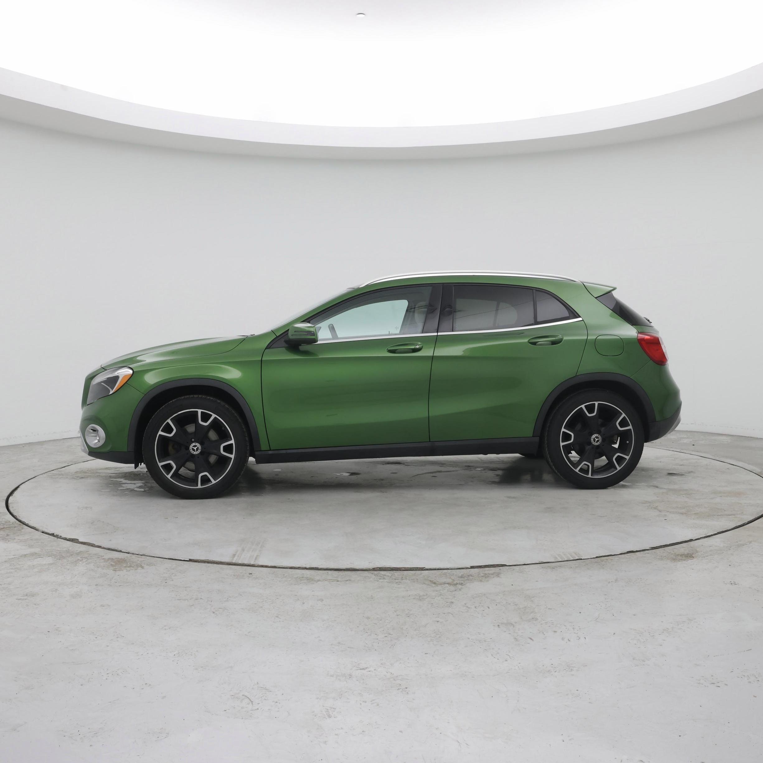 Thumbnail: 2018 Mercedes-Benz GLA - 3