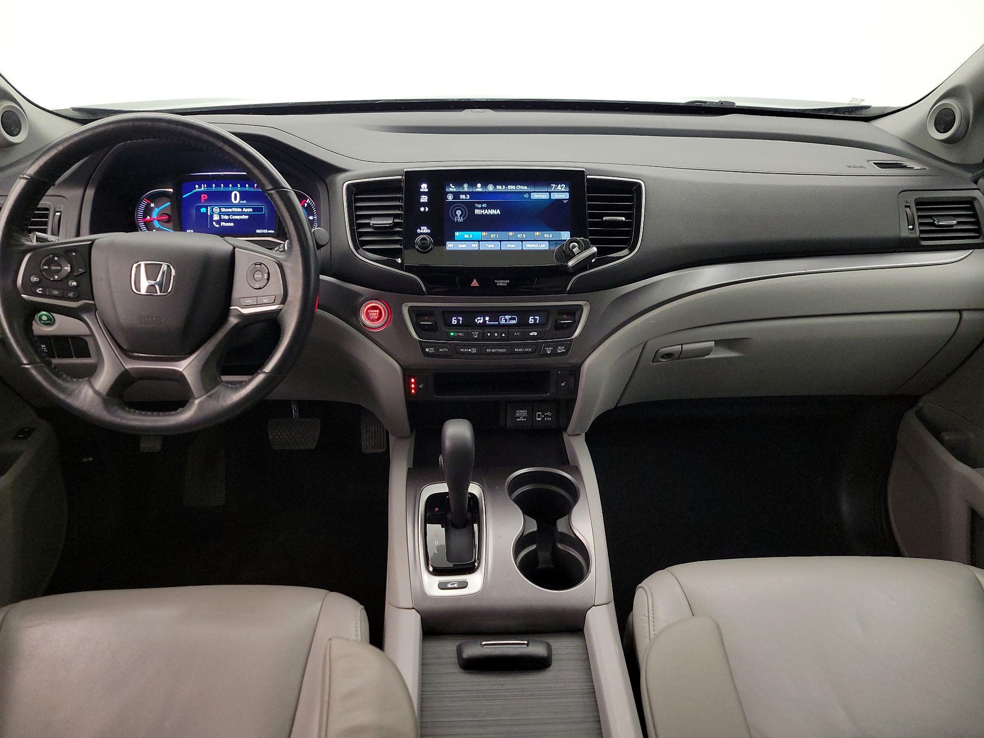 Thumbnail: 2019 Honda Pilot - 9