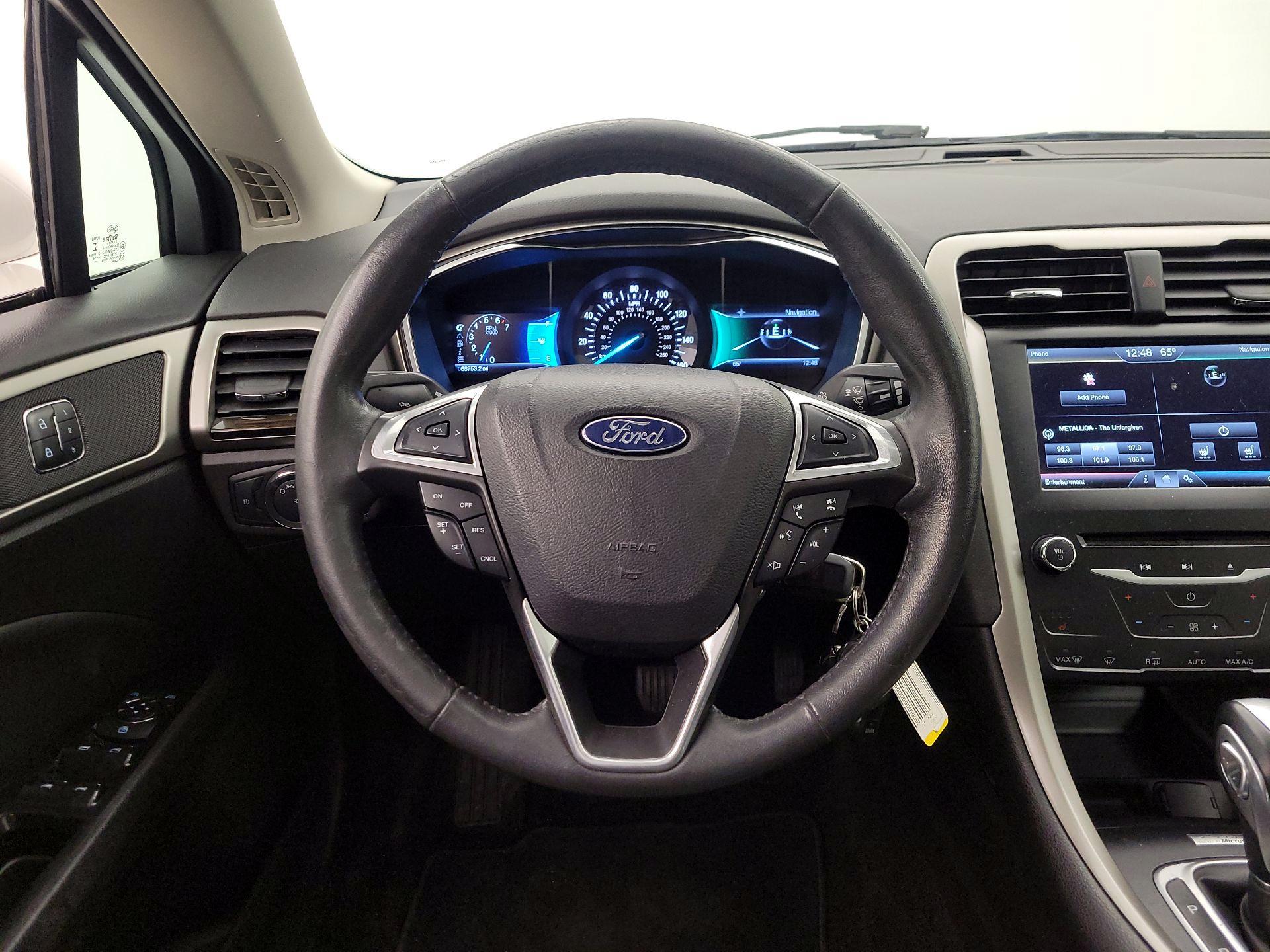 Thumbnail: 2014 Ford Fusion - 10