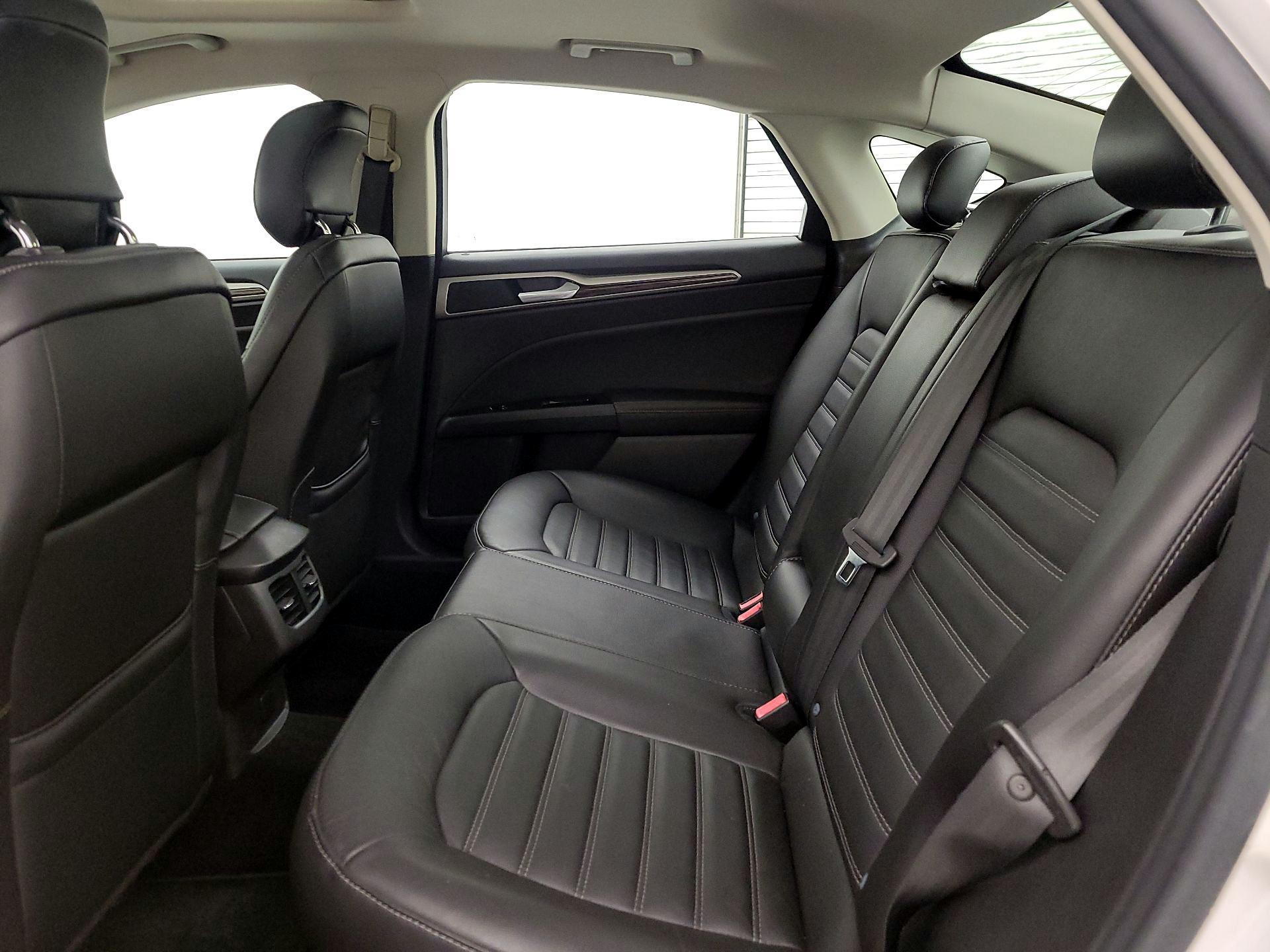 Thumbnail: 2014 Ford Fusion - 20