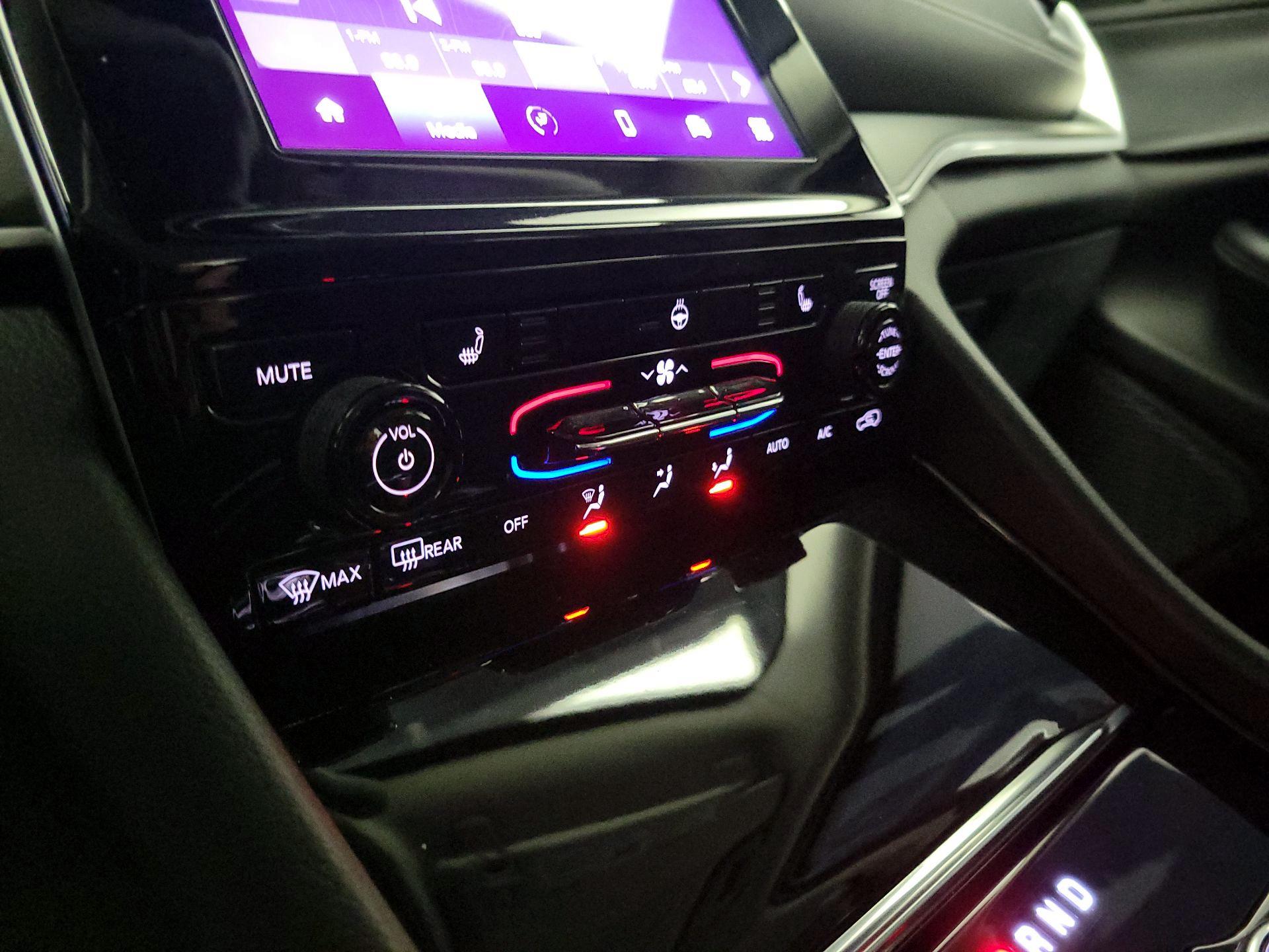 Thumbnail: 2023 Jeep Grand Cherokee L - 16