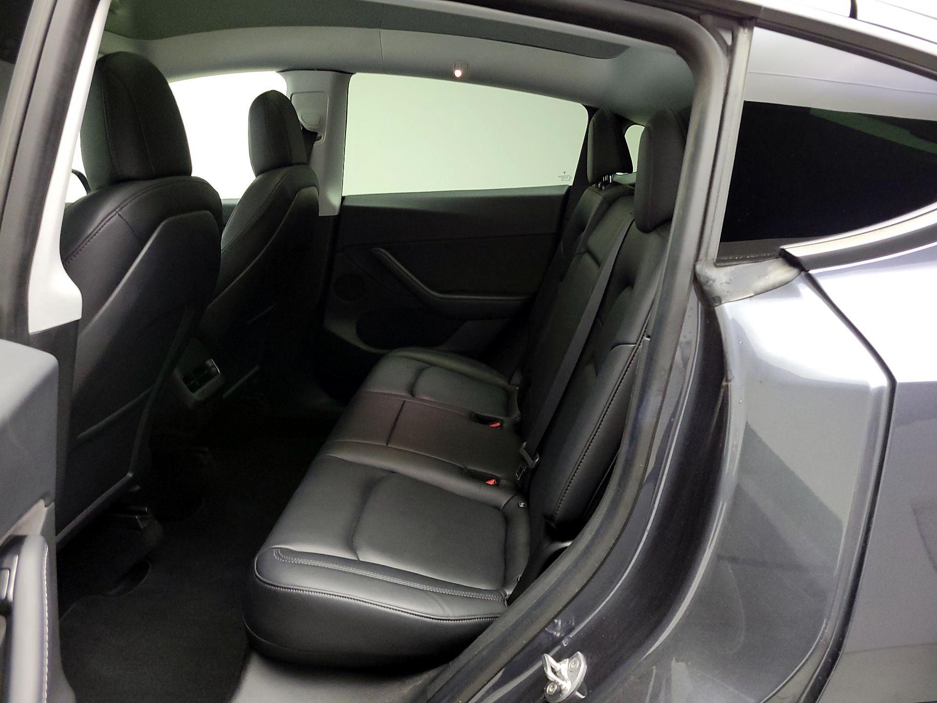 Thumbnail: 2020 Tesla Model Y - 19