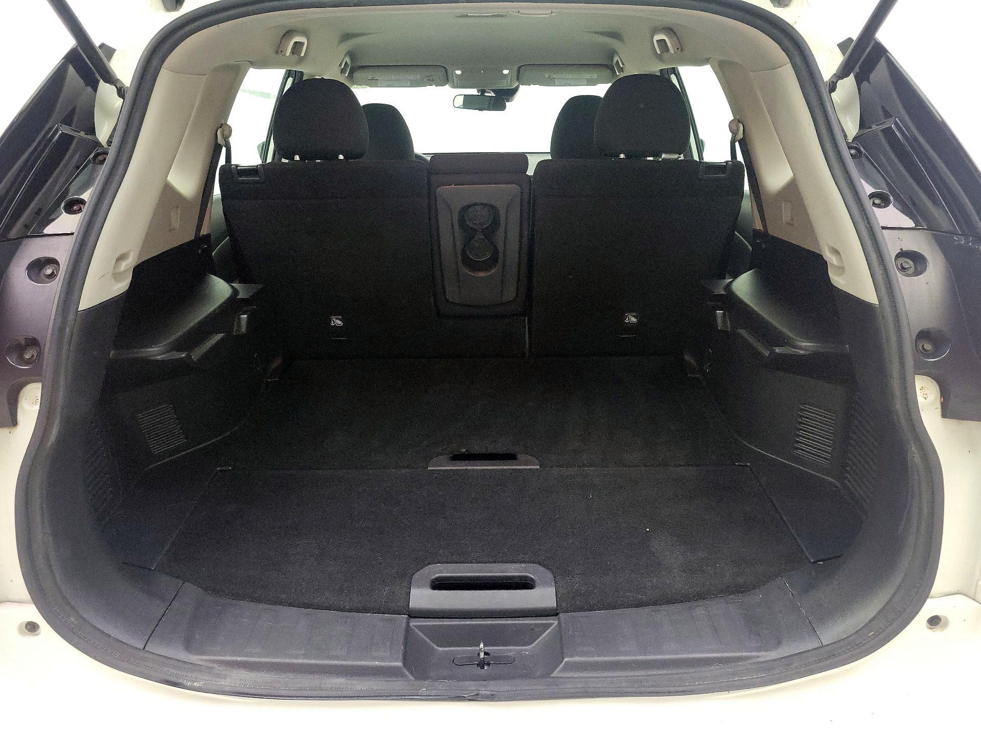 Thumbnail: 2020 Nissan Rogue - 20