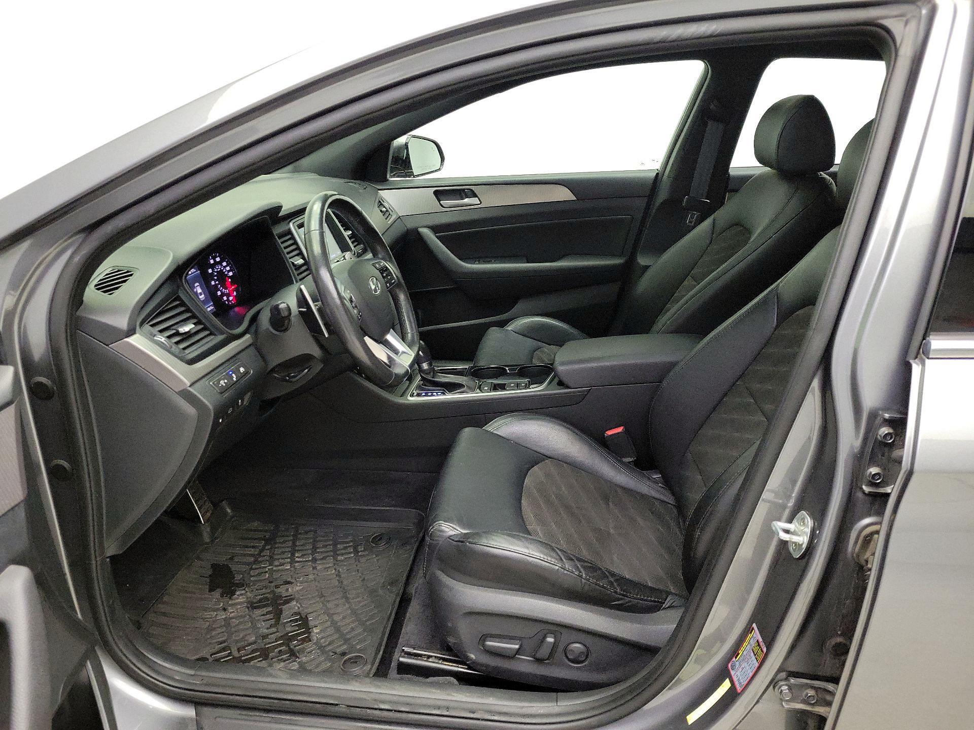 Thumbnail: 2018 Hyundai Sonata - 11