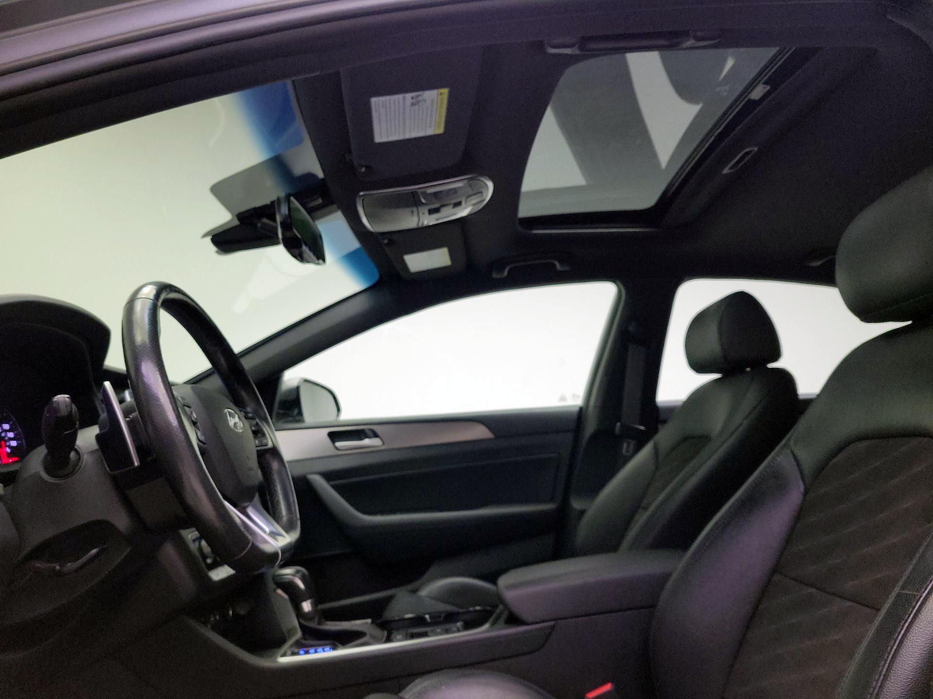 Thumbnail: 2018 Hyundai Sonata - 18