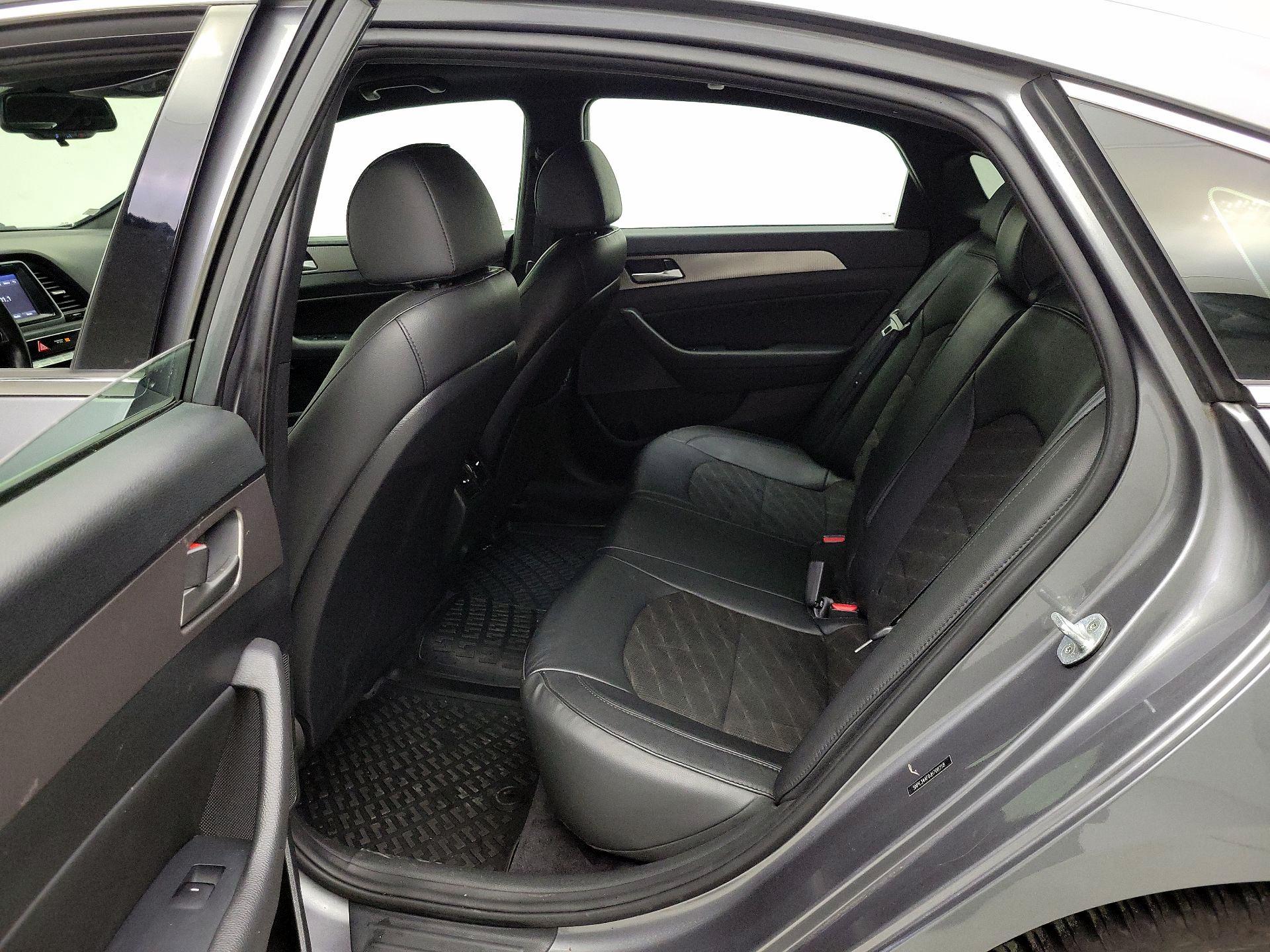 Thumbnail: 2018 Hyundai Sonata - 19