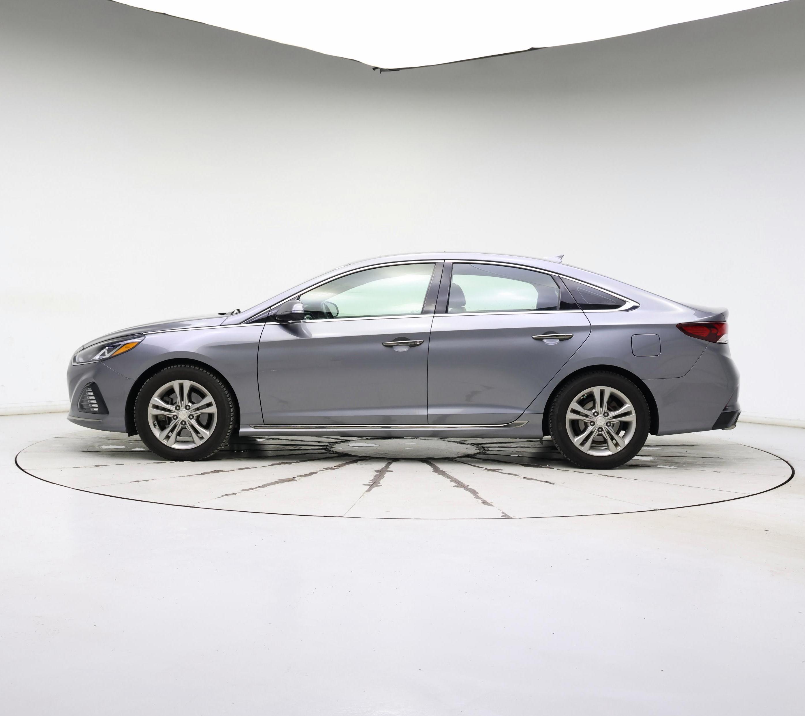 Thumbnail: 2018 Hyundai Sonata - 3