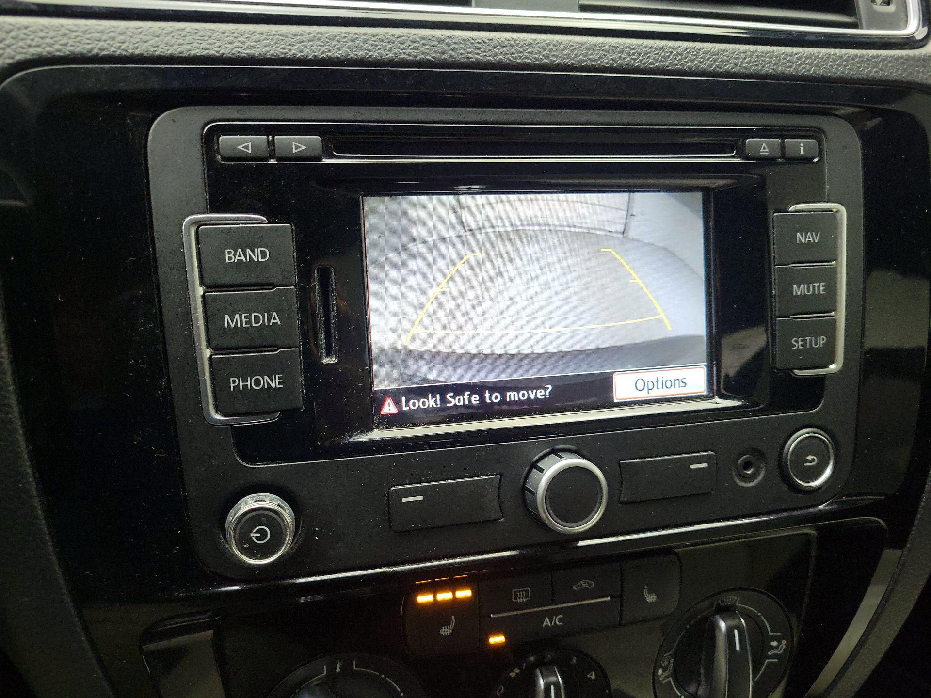 Thumbnail: 2015 Volkswagen Jetta - 15