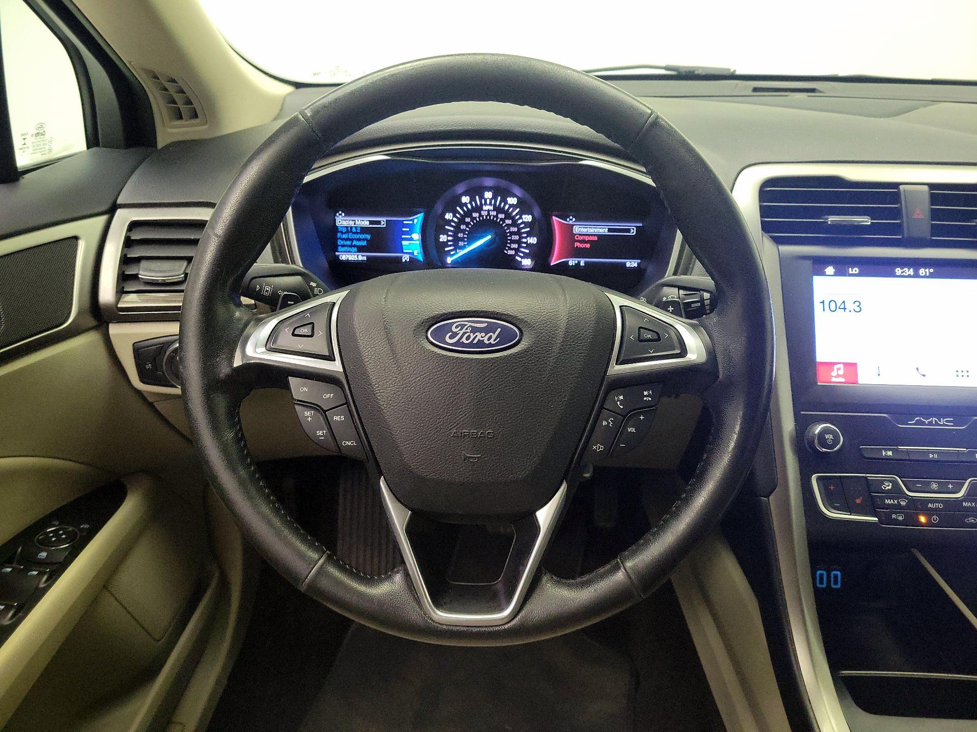 Thumbnail: 2019 Ford Fusion - 10