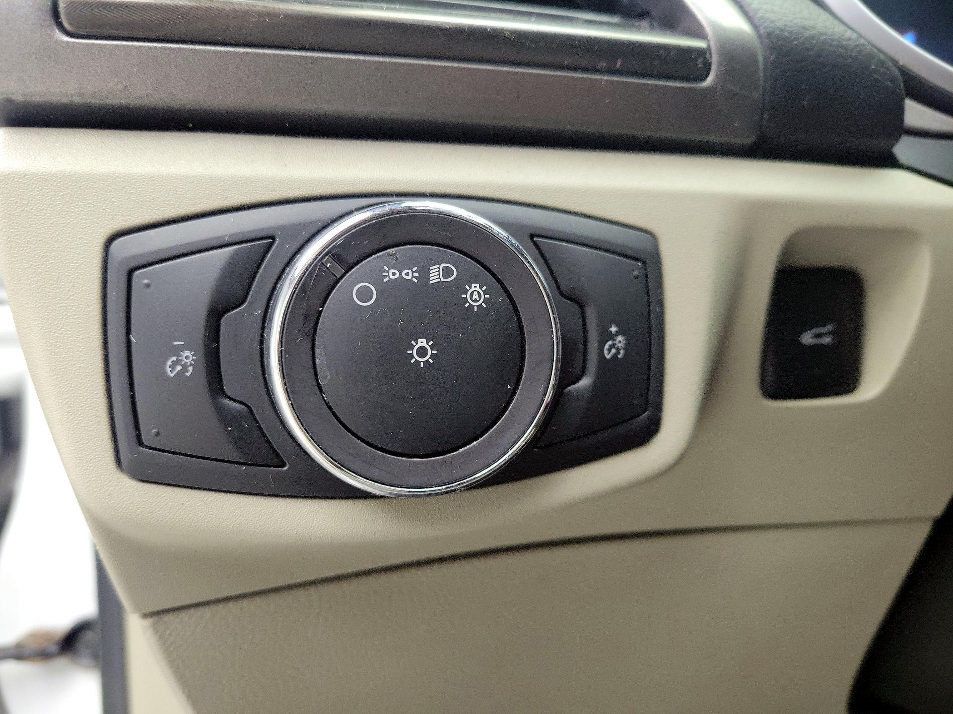 Thumbnail: 2019 Ford Fusion - 13