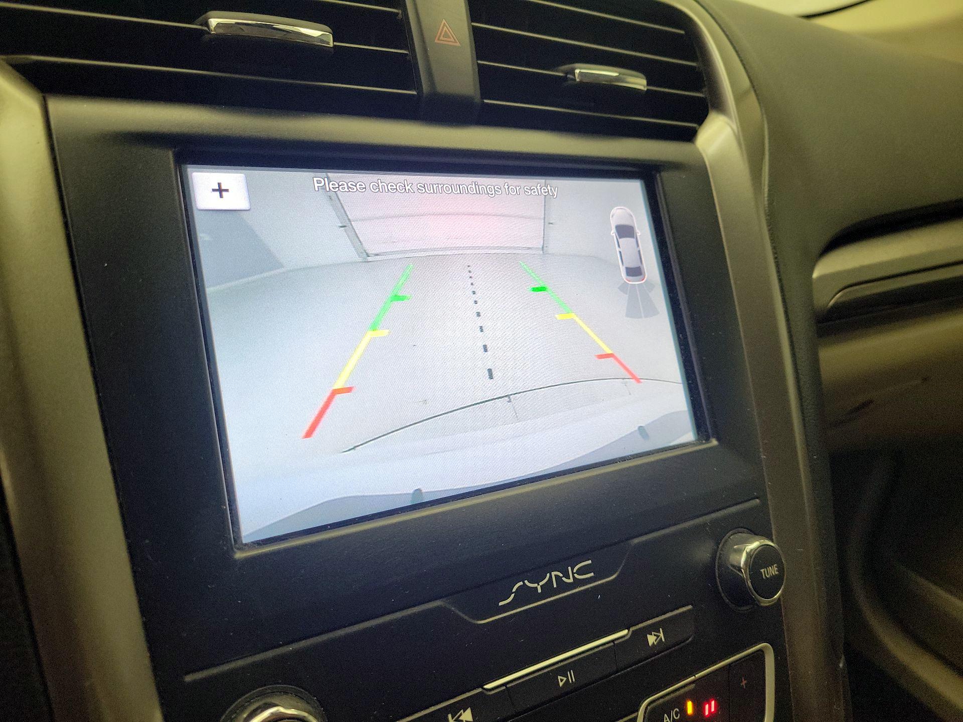 Thumbnail: 2019 Ford Fusion - 14