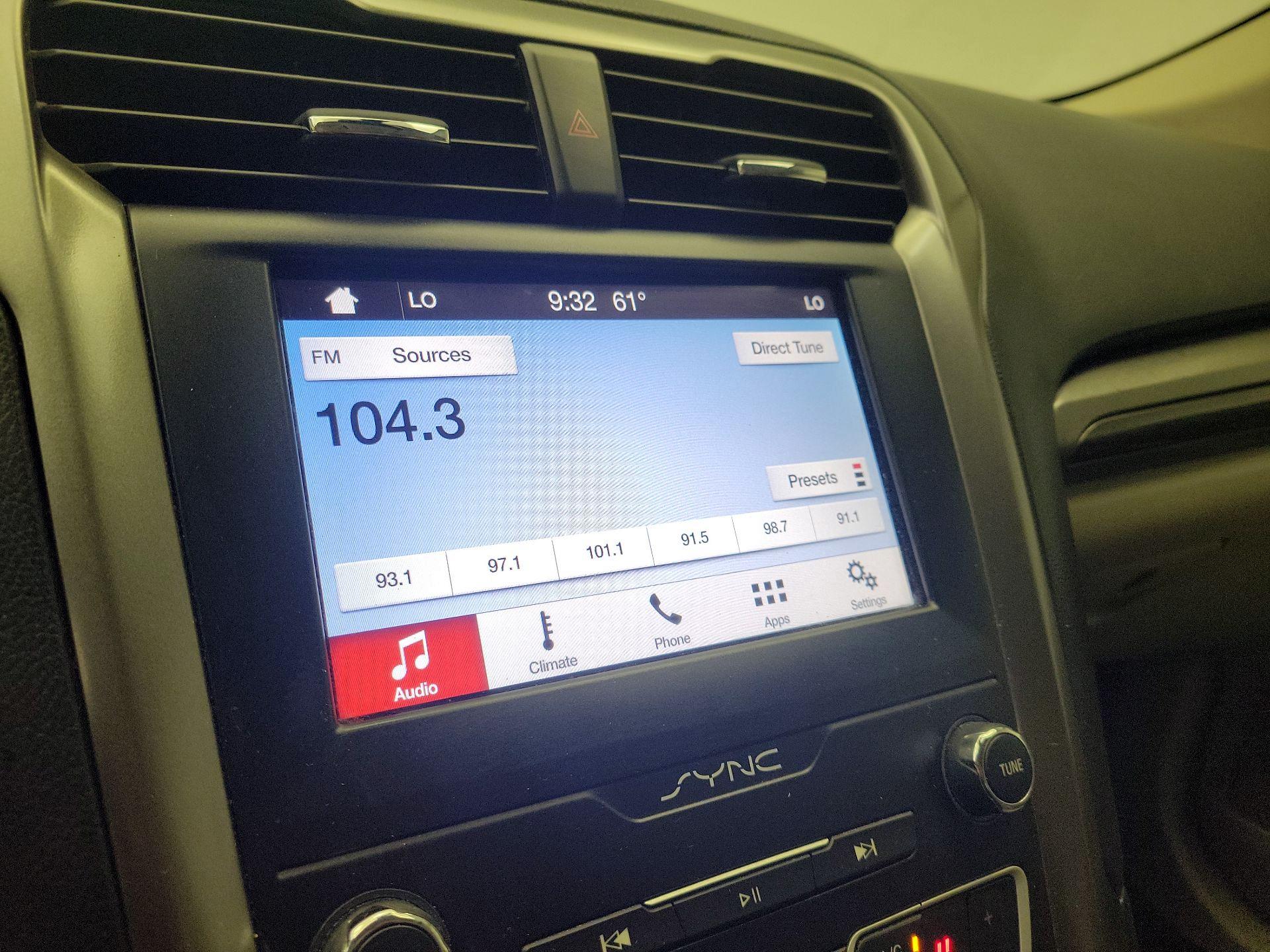 Thumbnail: 2019 Ford Fusion - 15