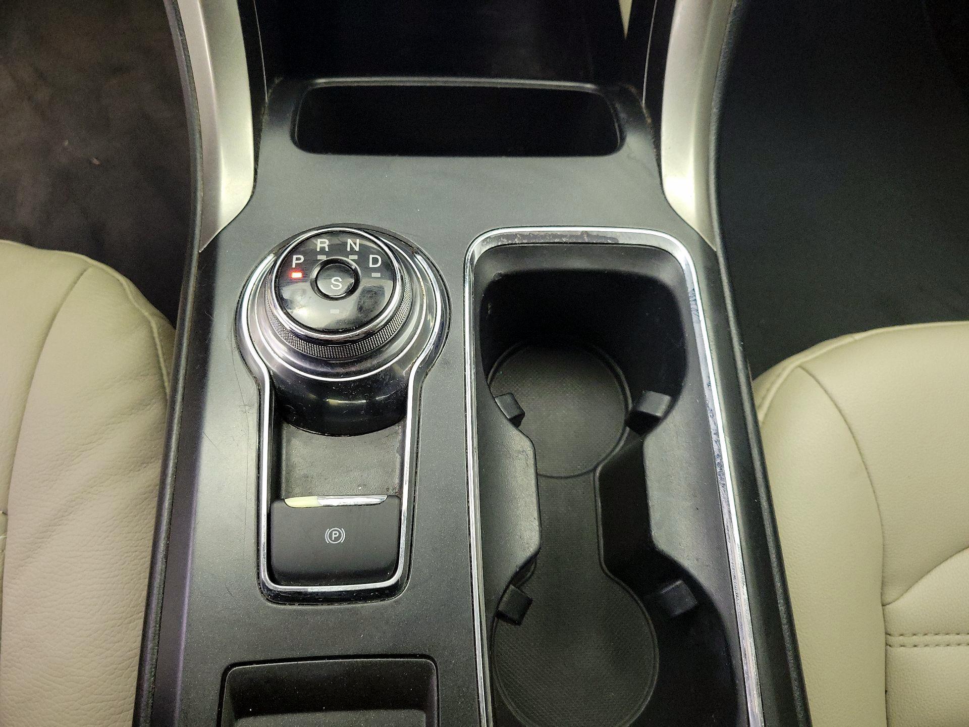 Thumbnail: 2019 Ford Fusion - 17