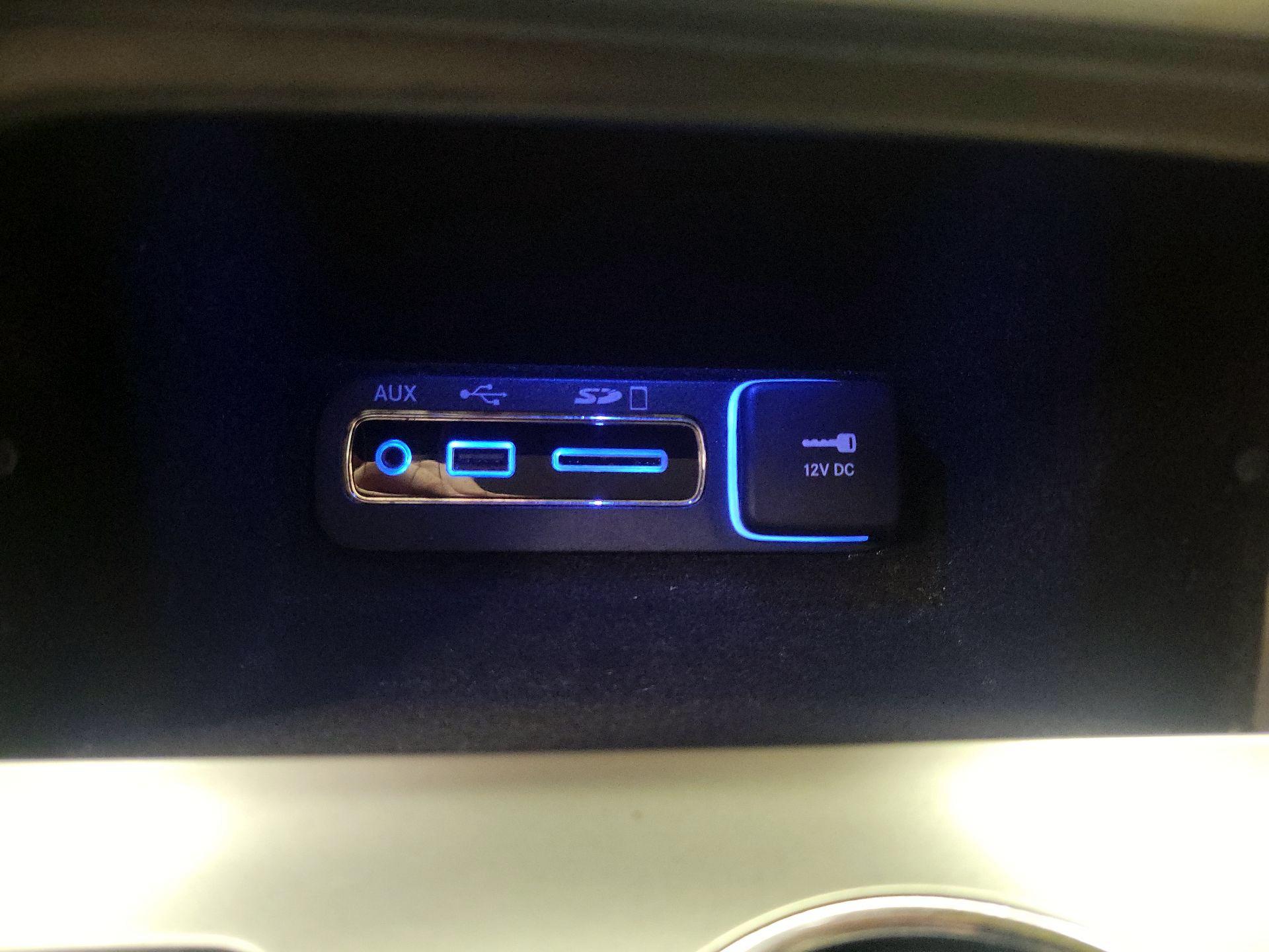 Thumbnail: 2016 Jeep Grand Cherokee - 19