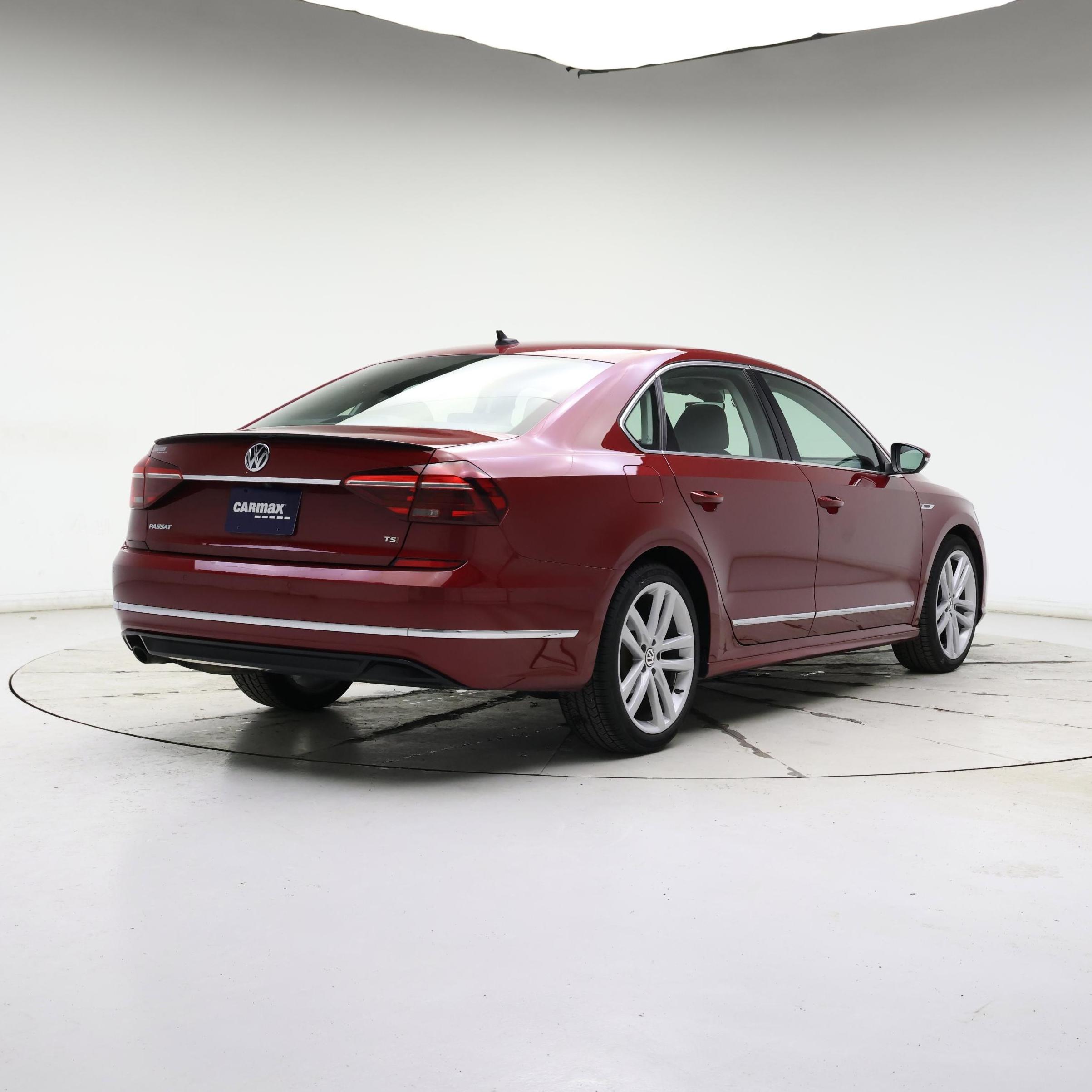 Thumbnail: 2019 Volkswagen Passat - 8