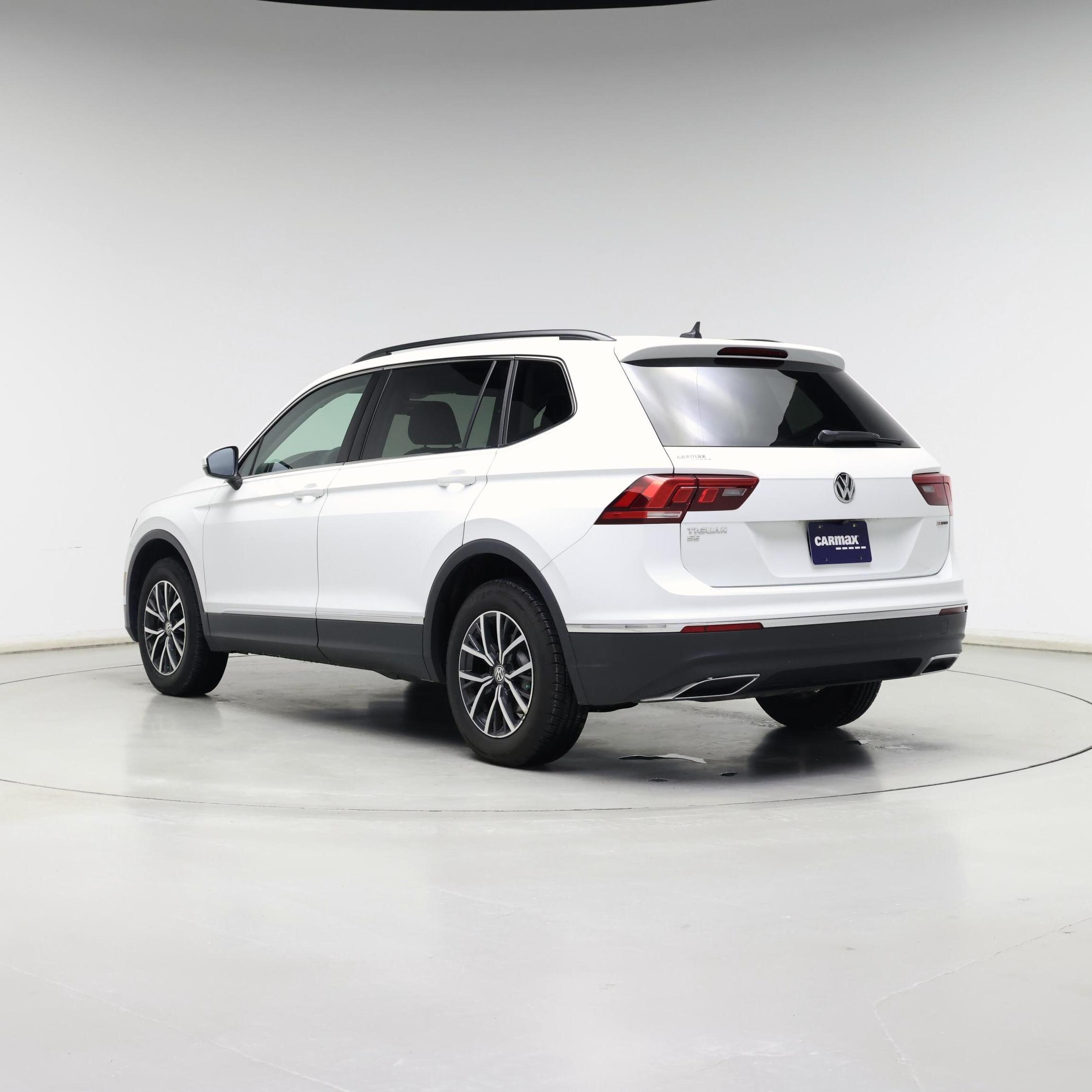 Thumbnail: 2020 Volkswagen Tiguan - 2