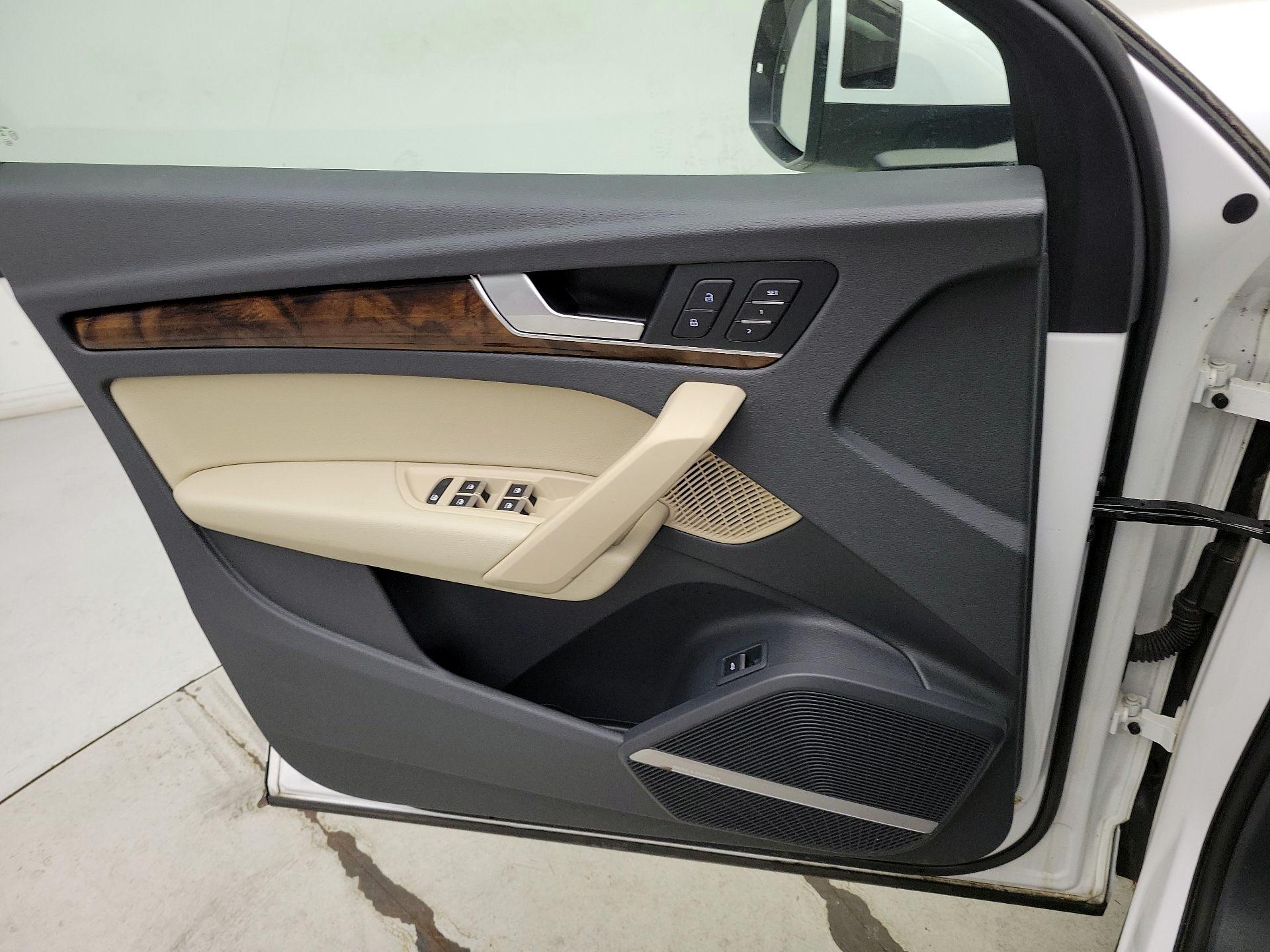 Thumbnail: 2018 Audi Q5 - 12