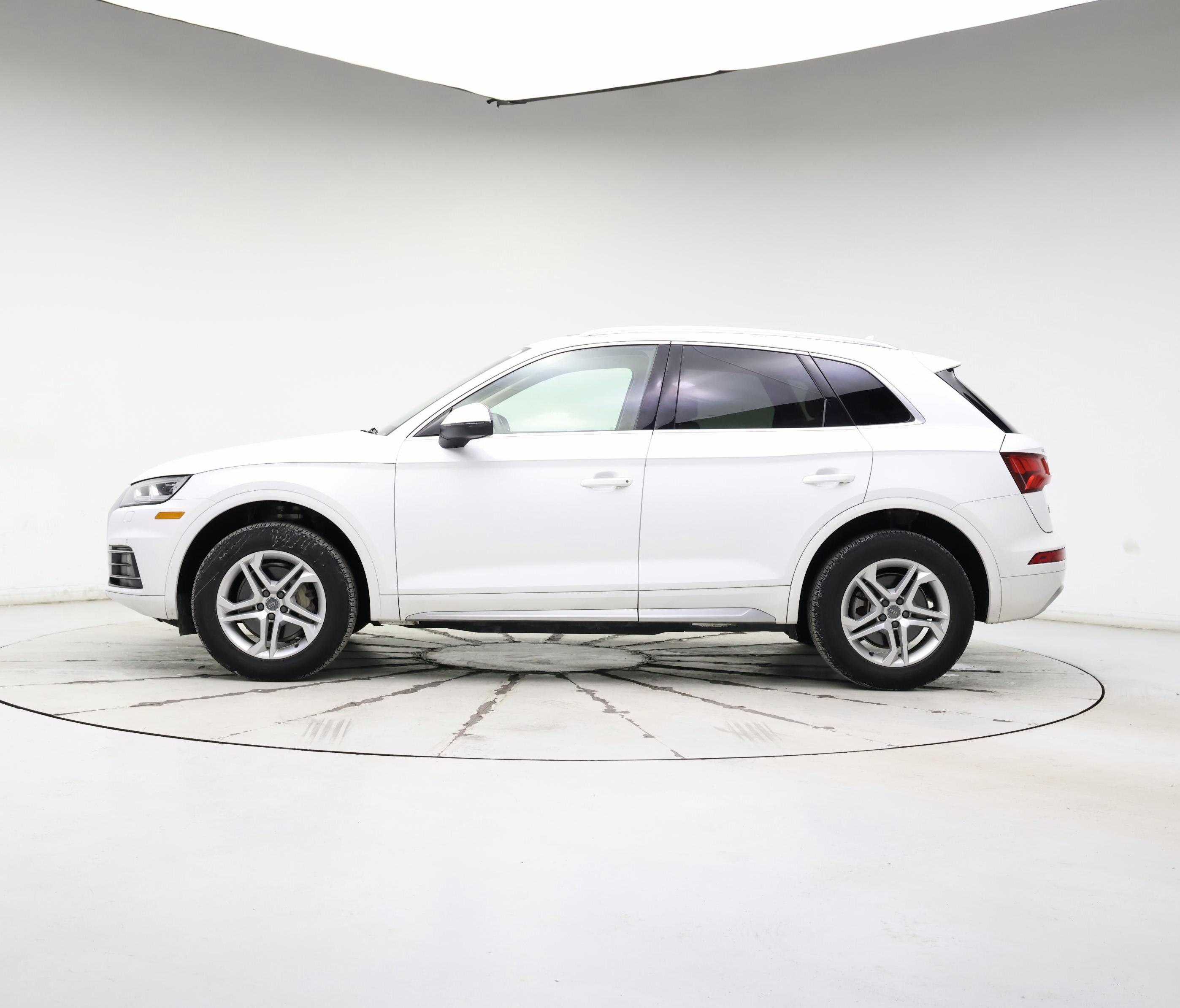 Thumbnail: 2018 Audi Q5 - 3