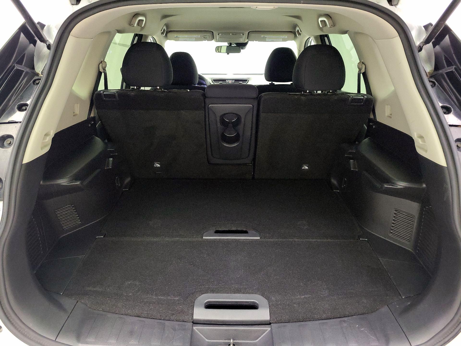 Thumbnail: 2019 Nissan Rogue - 20