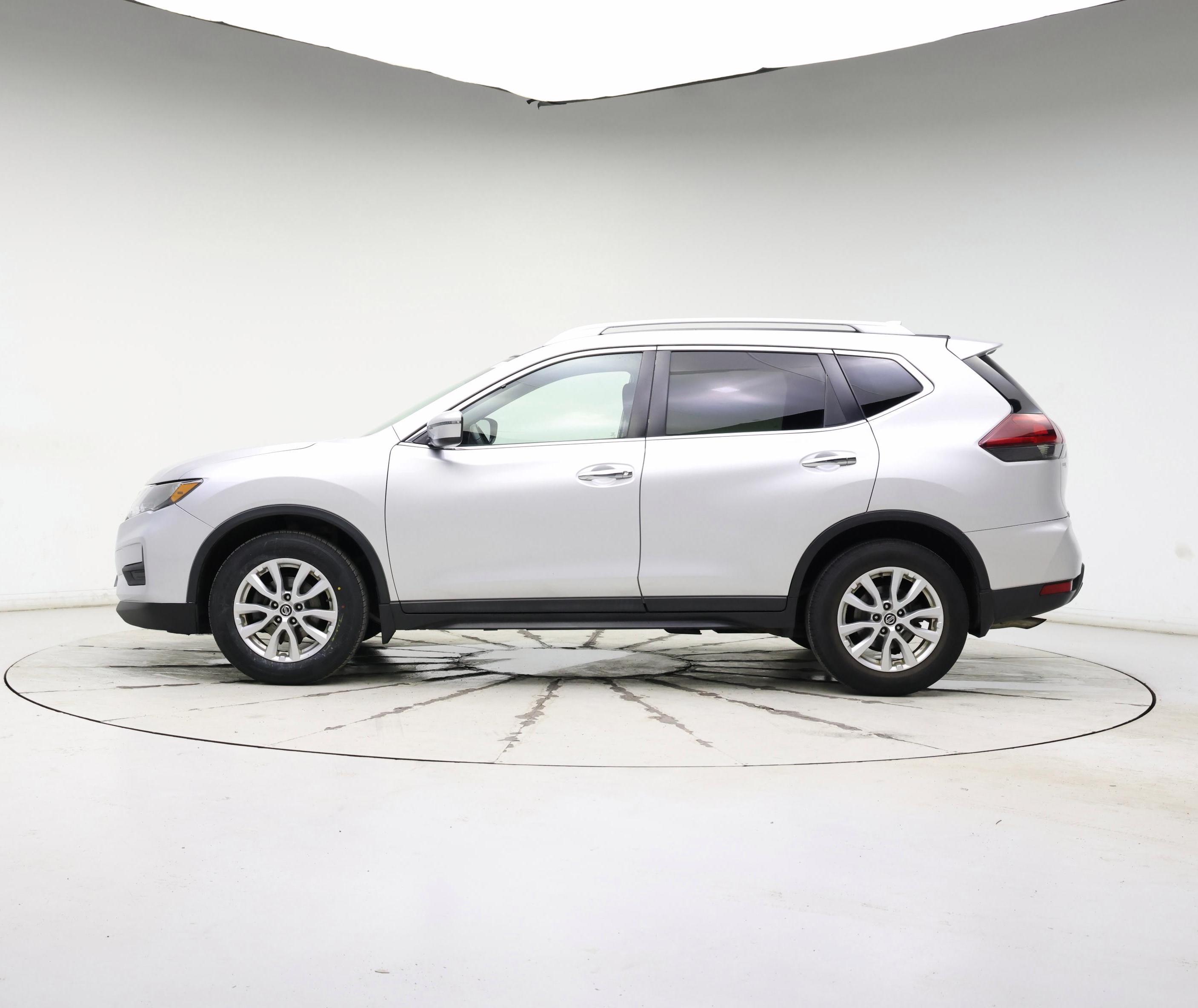 Thumbnail: 2019 Nissan Rogue - 3