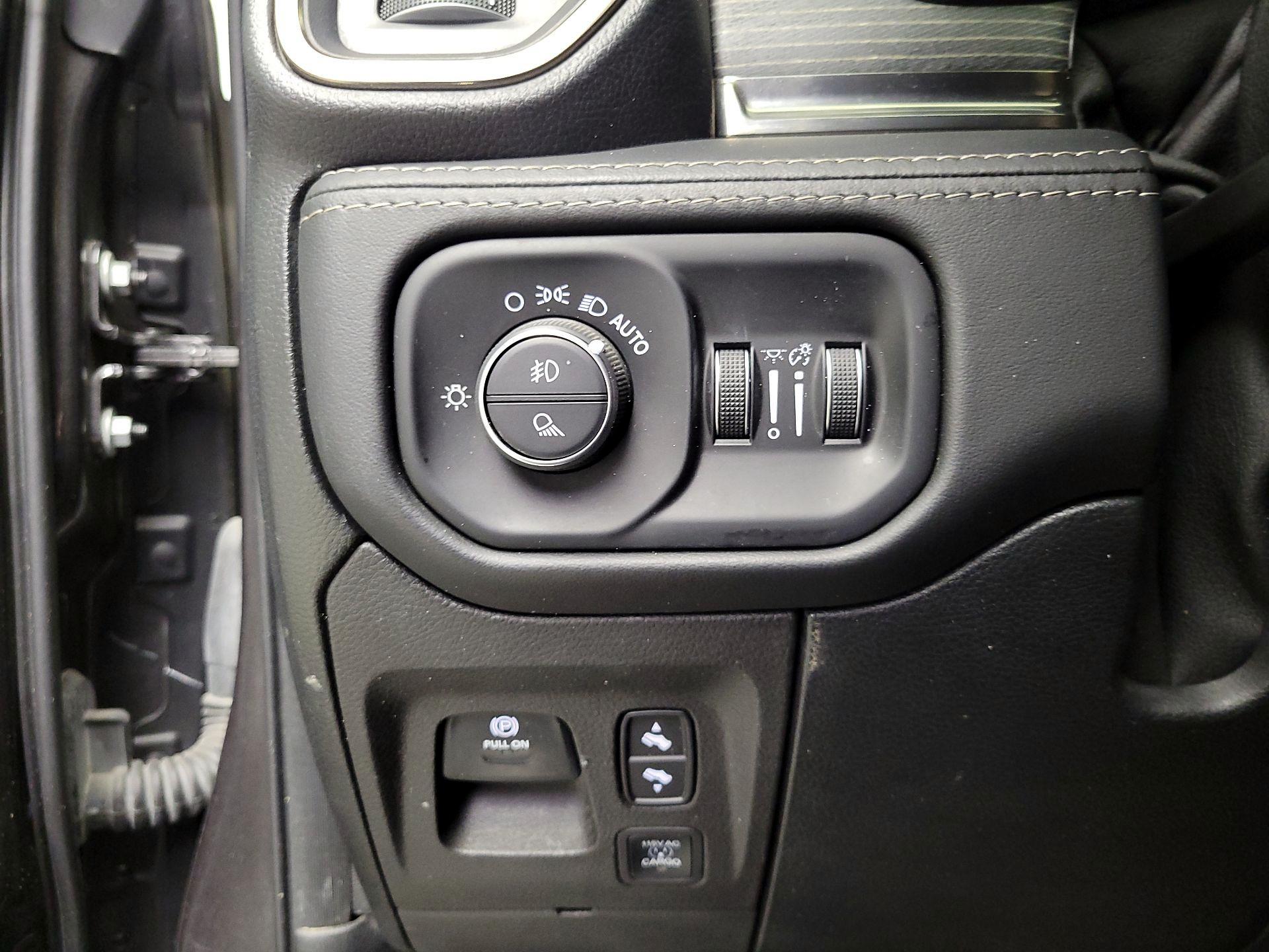 Thumbnail: 2021 RAM 1500 - 13