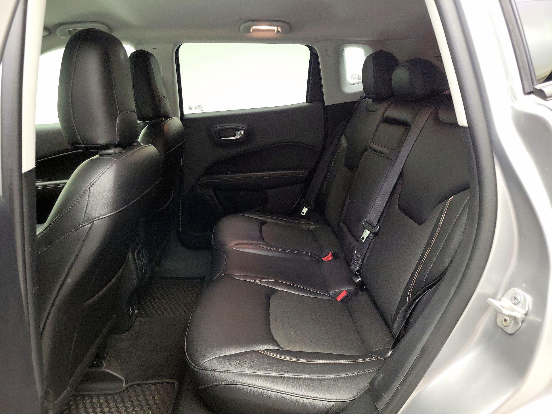 Thumbnail: 2018 Jeep Compass - 19