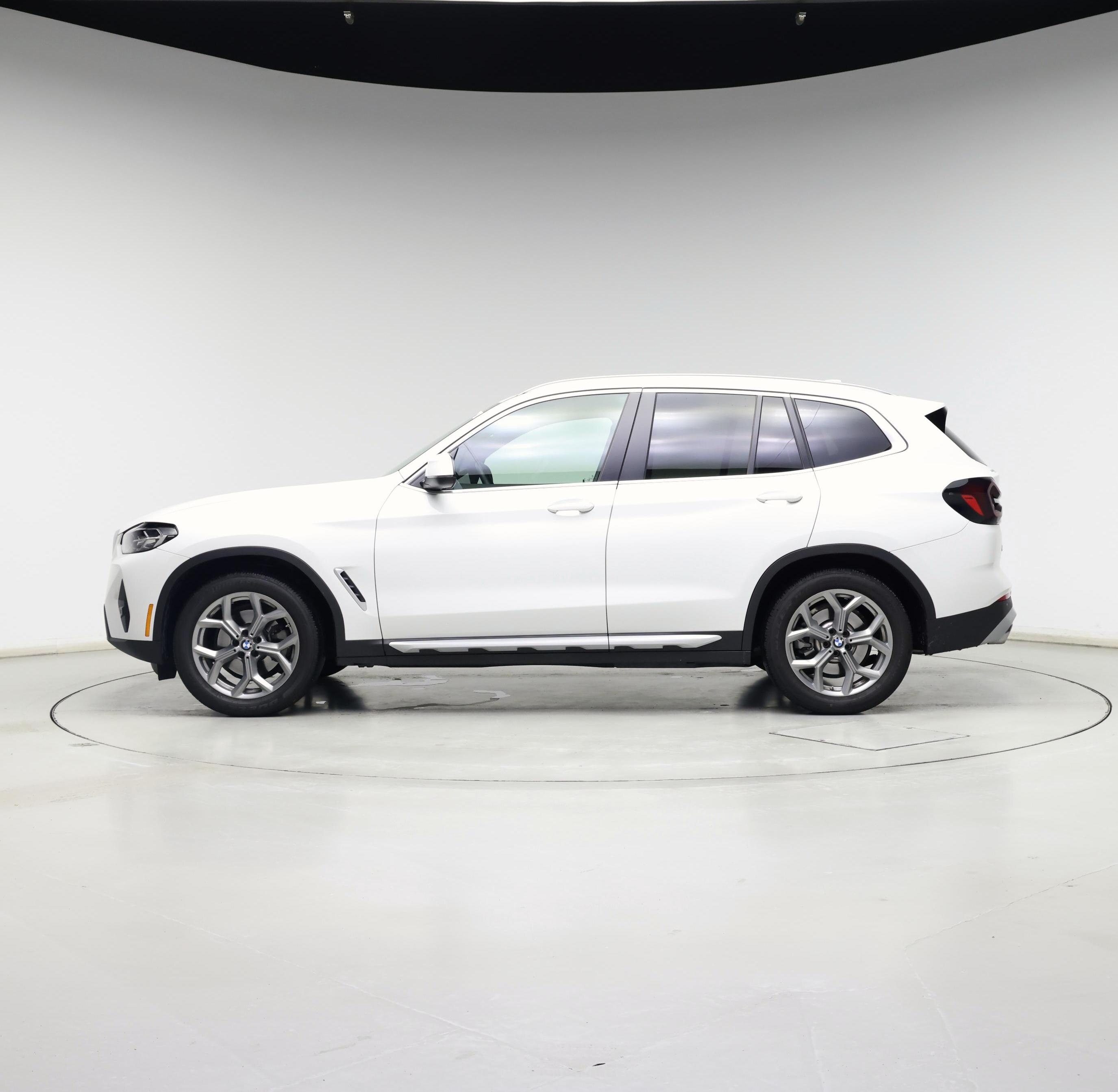 Thumbnail: 2023 BMW X3 - 3