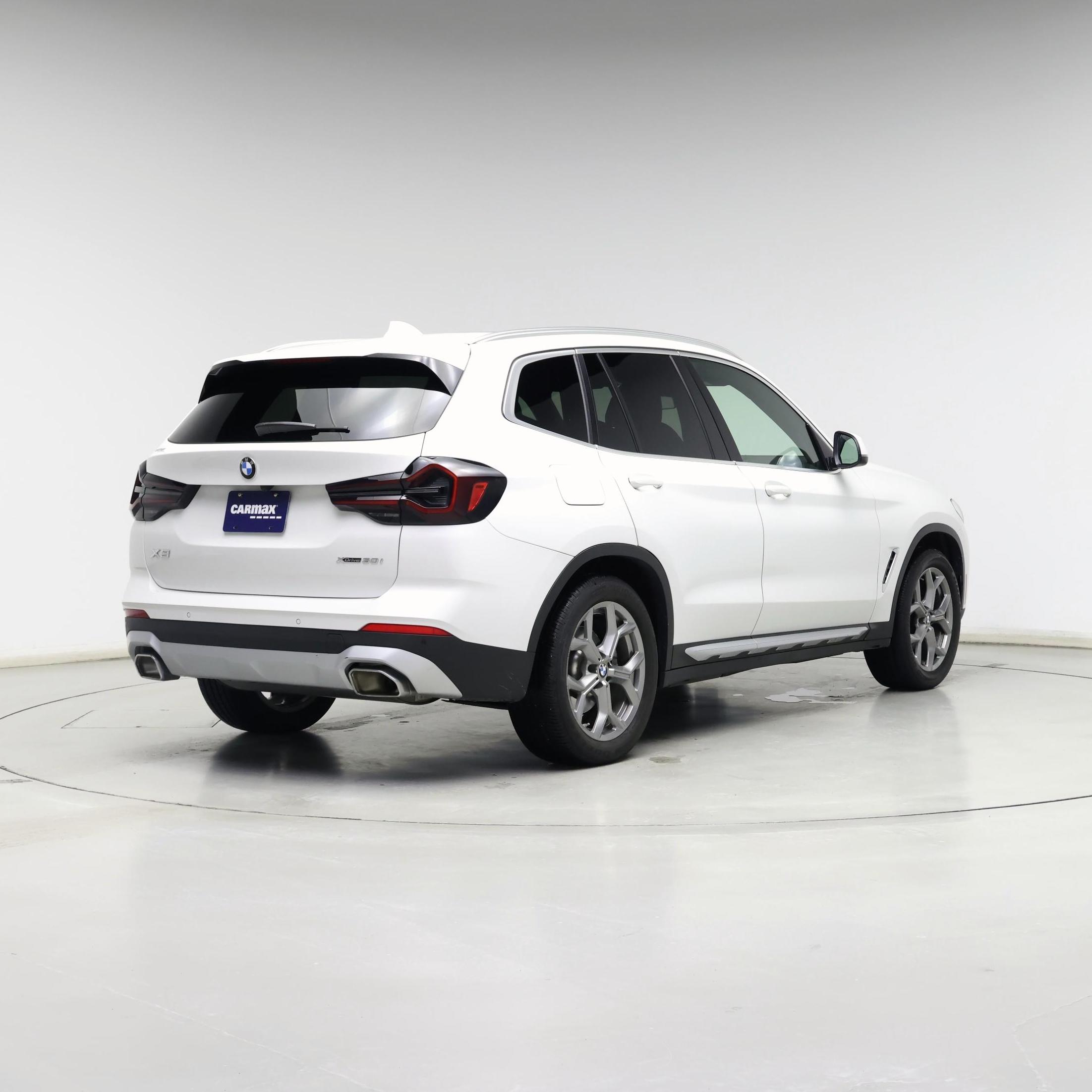 Thumbnail: 2023 BMW X3 - 8