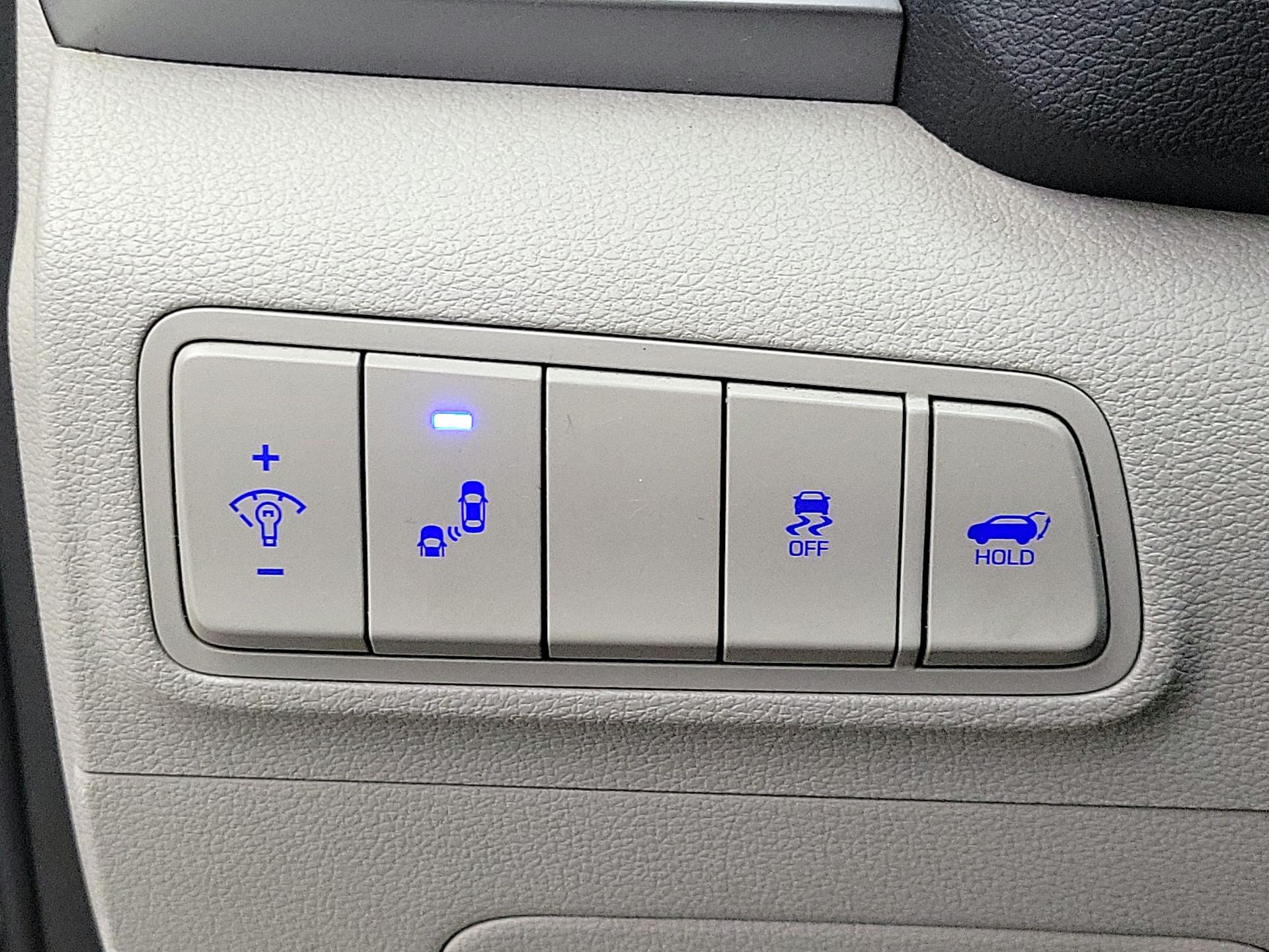 Thumbnail: 2017 Hyundai Tucson - 13