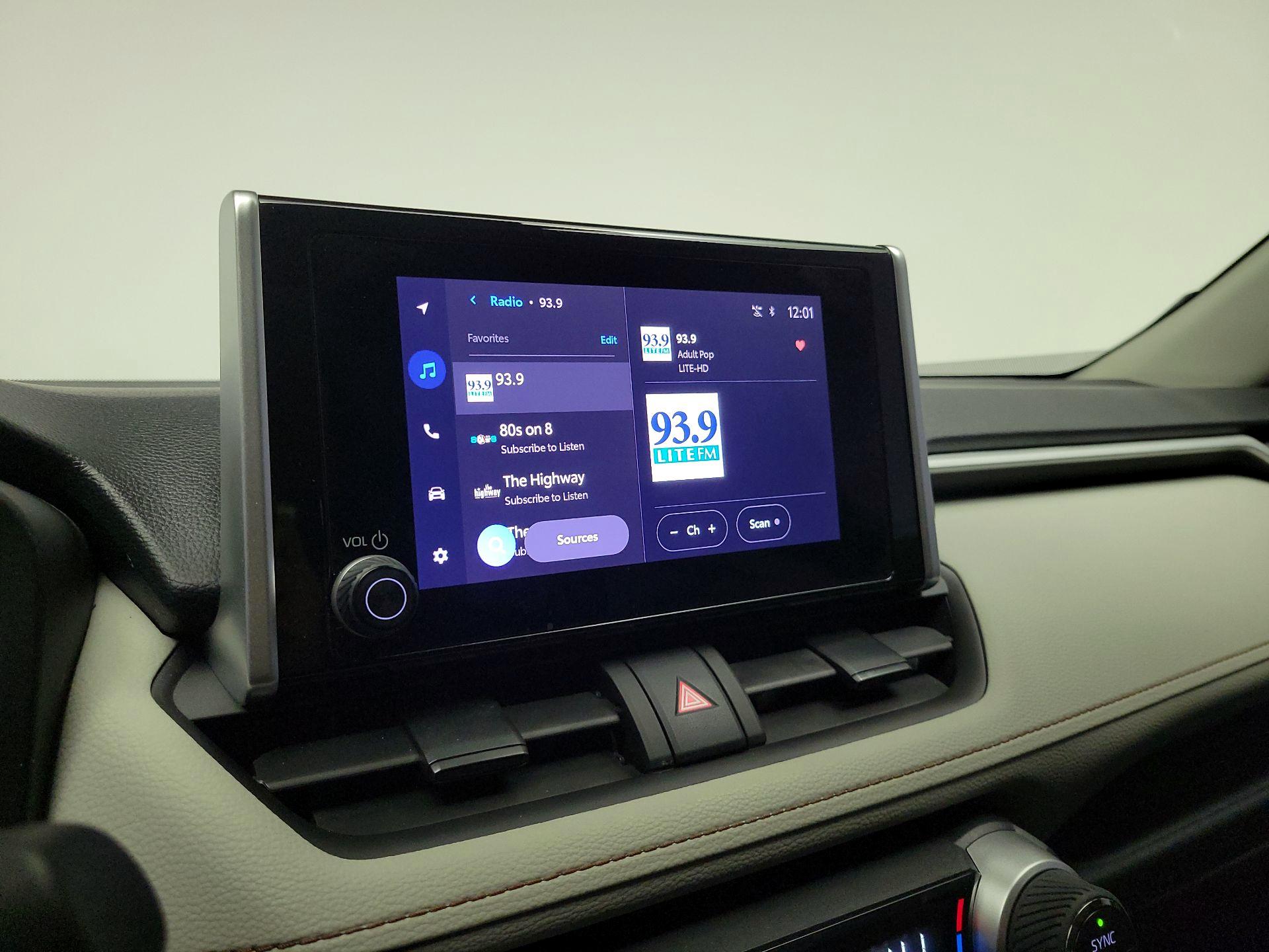 Thumbnail: 2024 Toyota RAV4 - 15