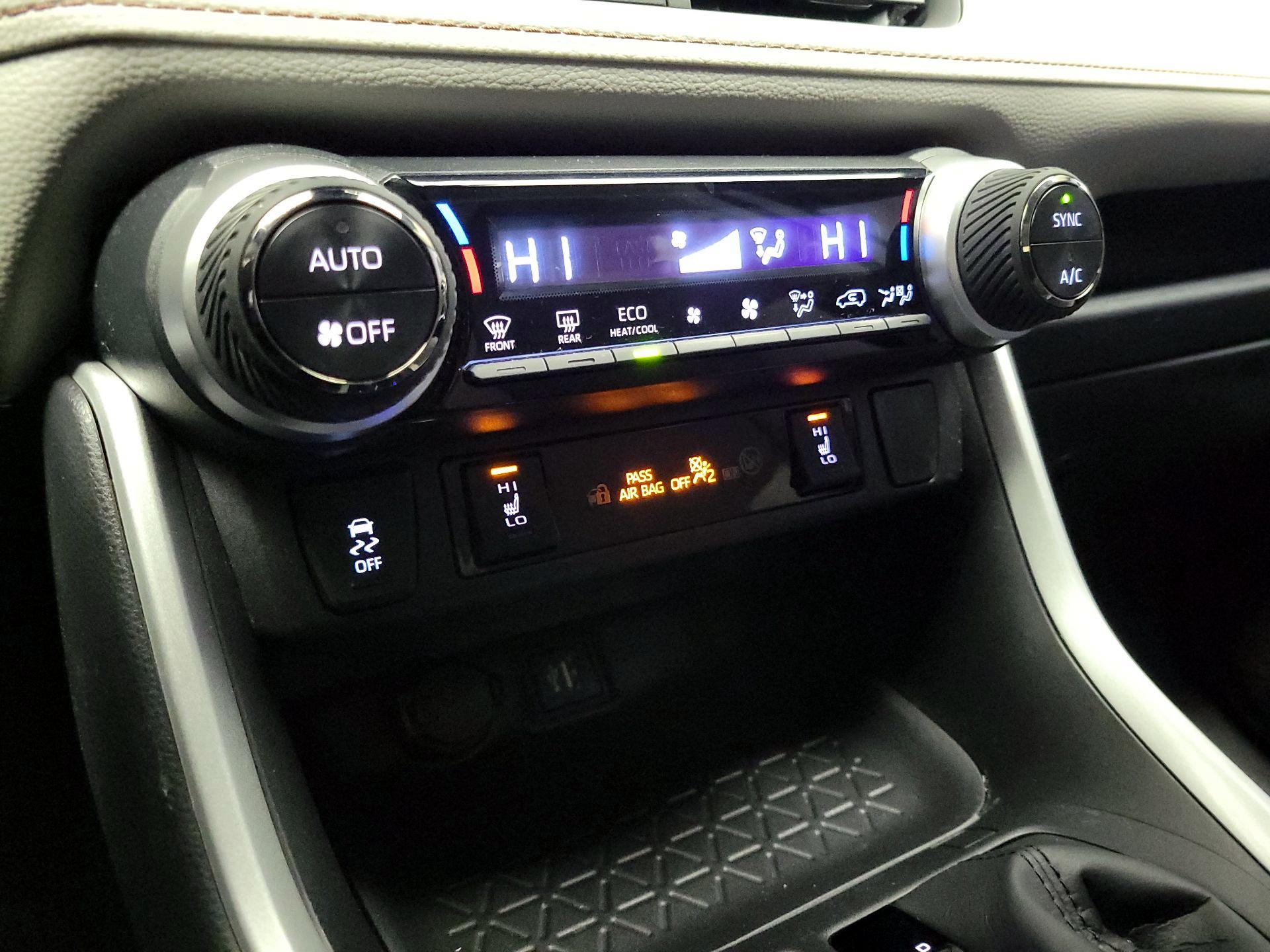 Thumbnail: 2024 Toyota RAV4 - 16