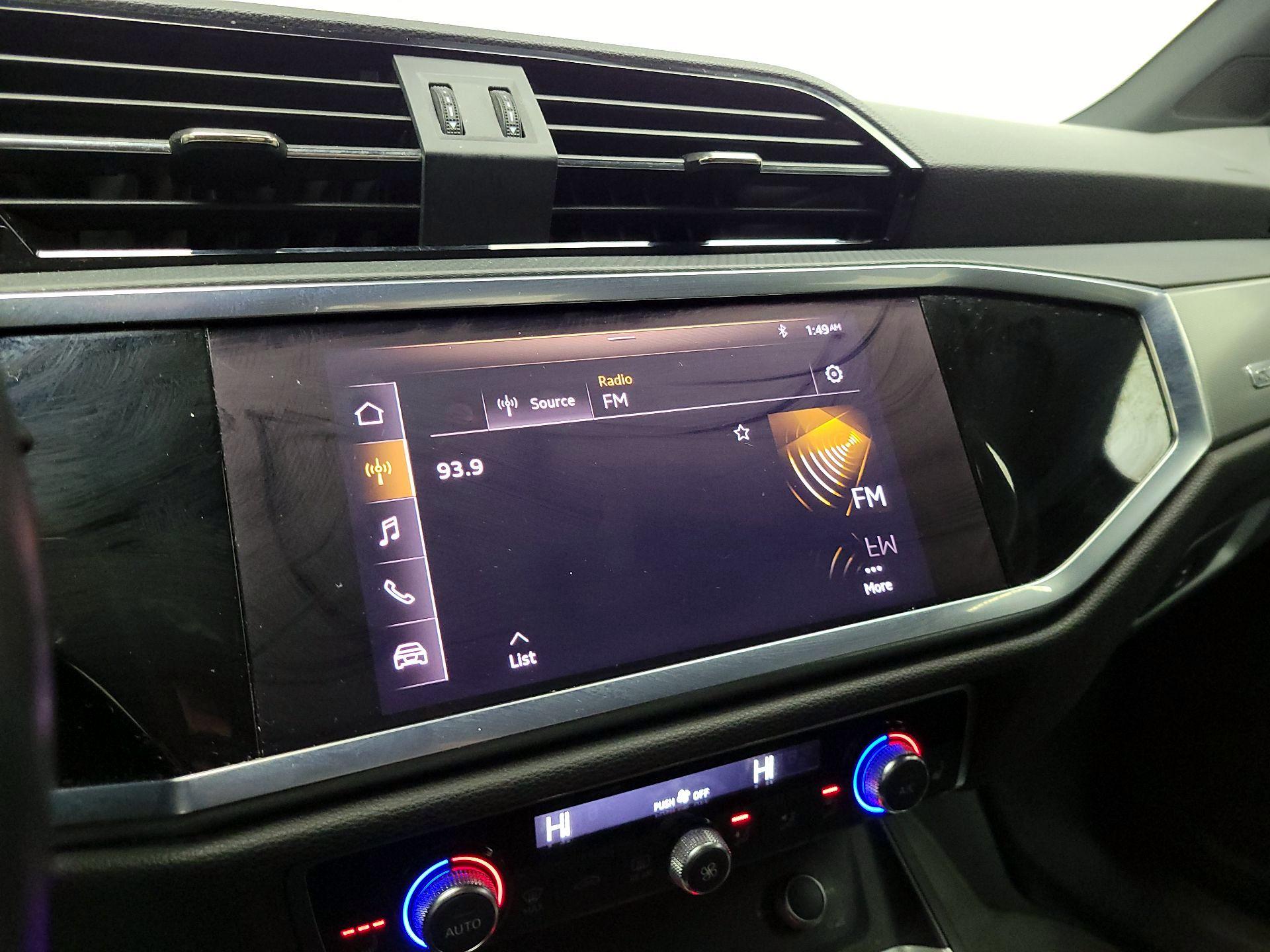 Thumbnail: 2021 Audi Q3 - 15