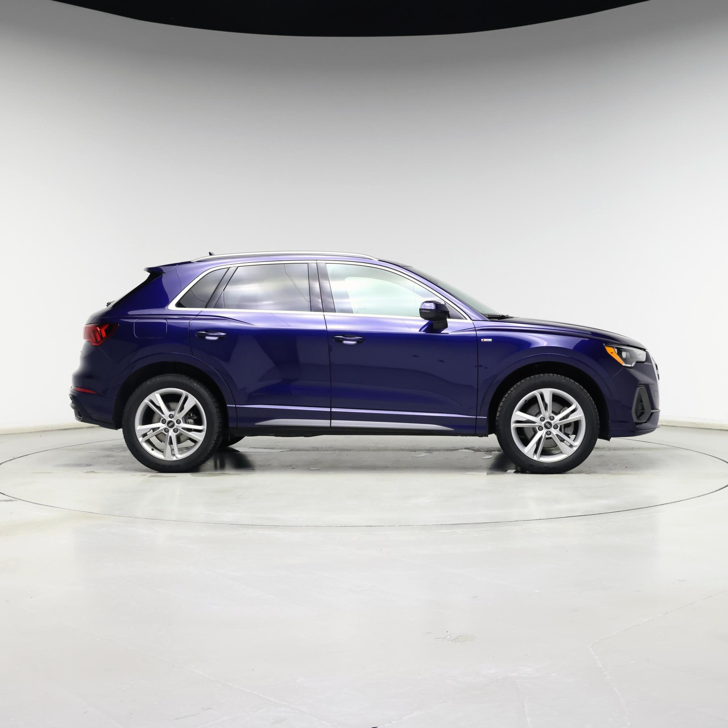 Thumbnail: 2021 Audi Q3 - 7